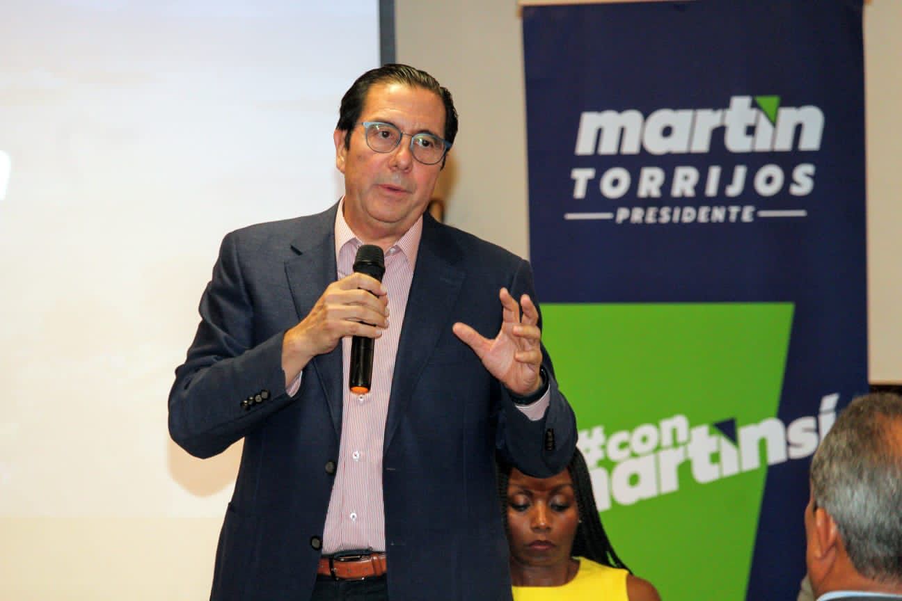 Martín Torrijos promoverá el empleo para los jóvenes