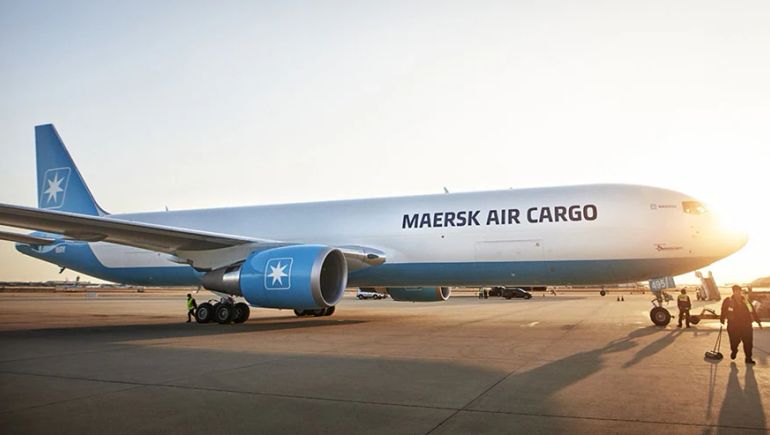 Maersk amplía sus servicios globales con nuevo centro estratégico de carga aérea