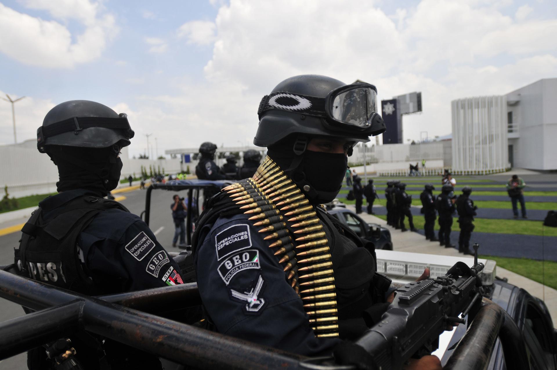 Grupo criminal ataca instalaciones de la Policía en la frontera de México con EE.UU.