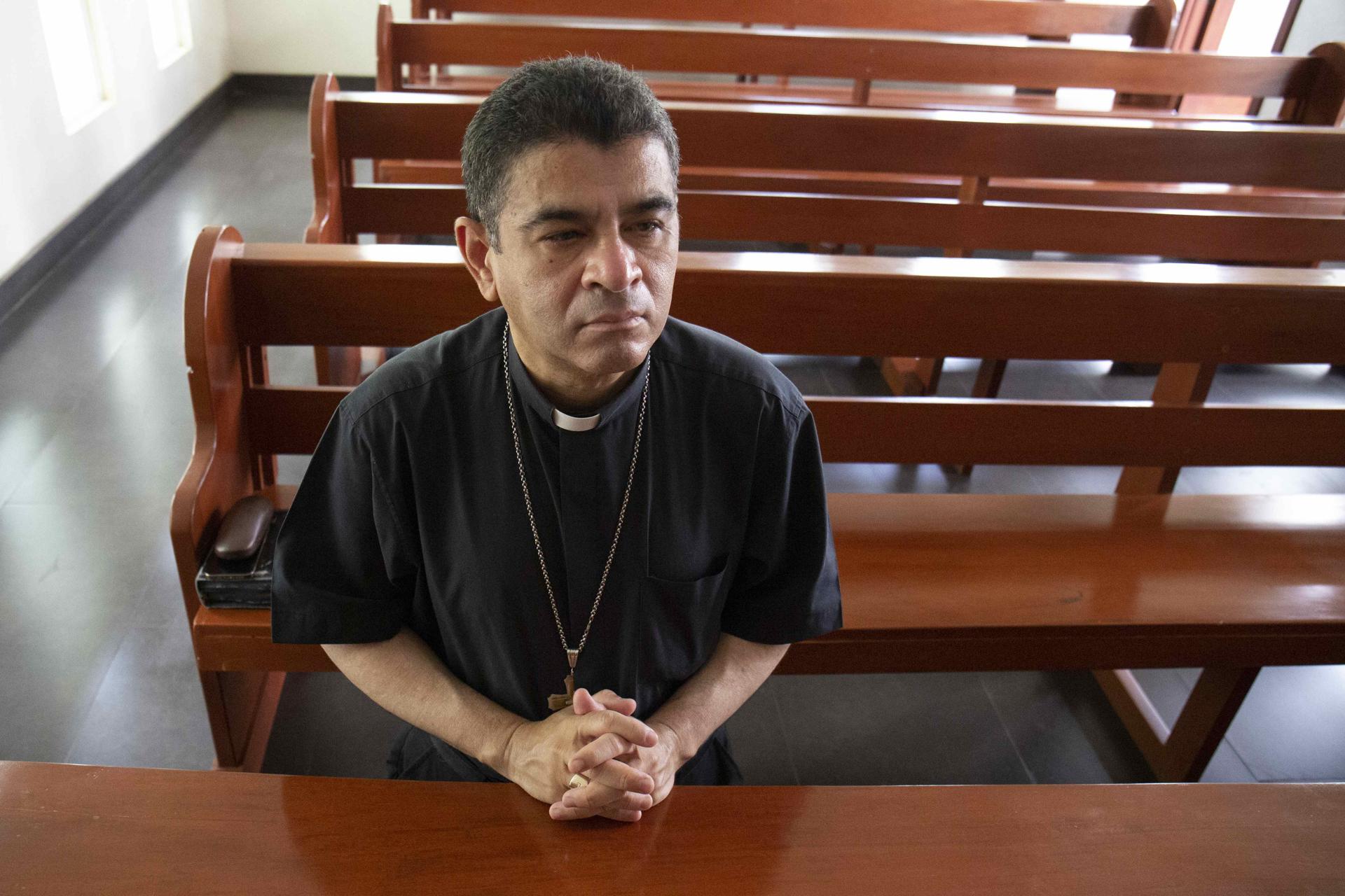El Gobierno de Ortega excarceló a obispo nicaragüense Rolando Álvarez, condenado a 26 años