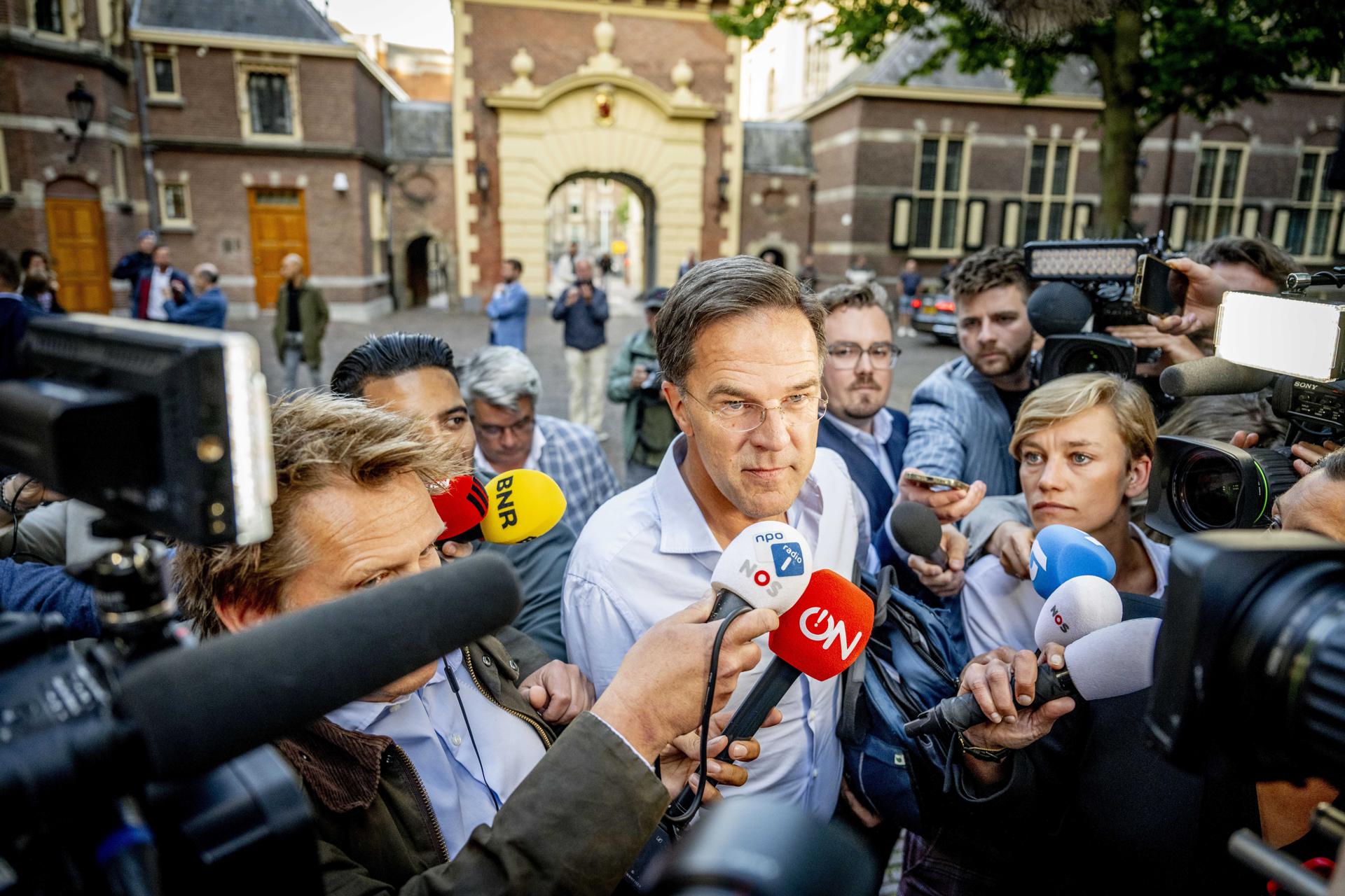 Cae el gobierno de Países Bajos por las diferencias sobre el control de asilo
