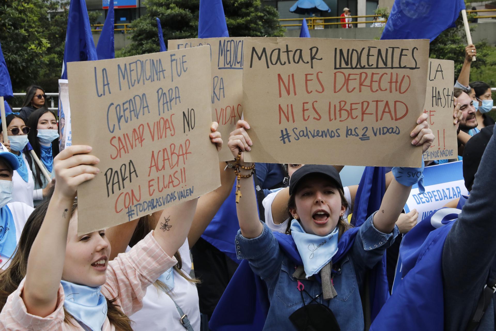Un referendo contra el aborto se abre camino en Colombia, aunque advierten irregularidades