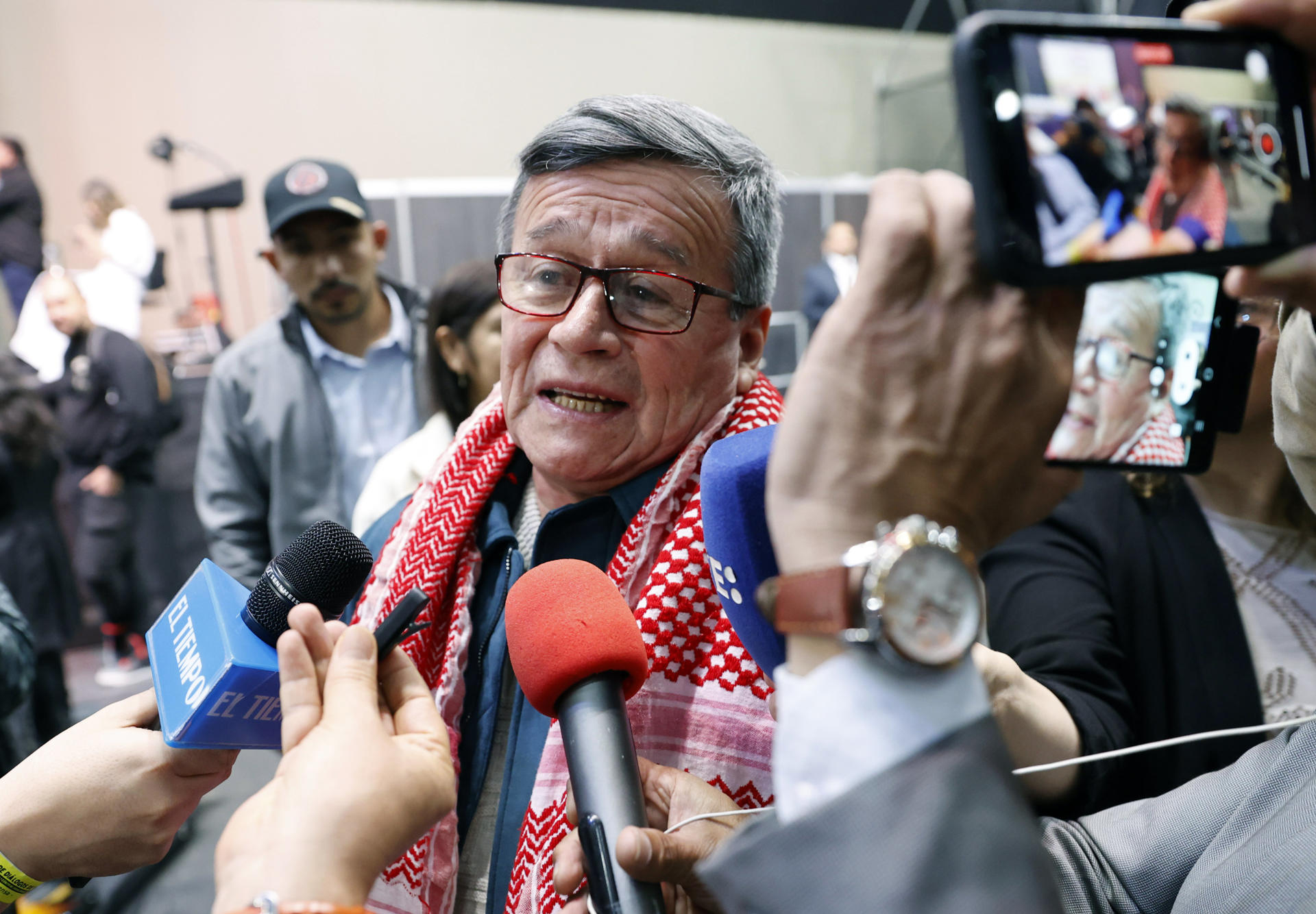 El ELN pide una reunión extraordinaria del cese por el supuesto plan del atentado contra fiscal