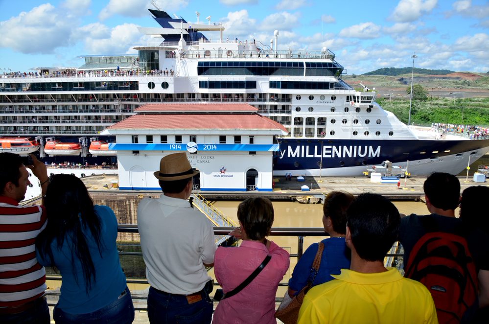 Gran demanda de buques enfrenta el Canal de Panamá