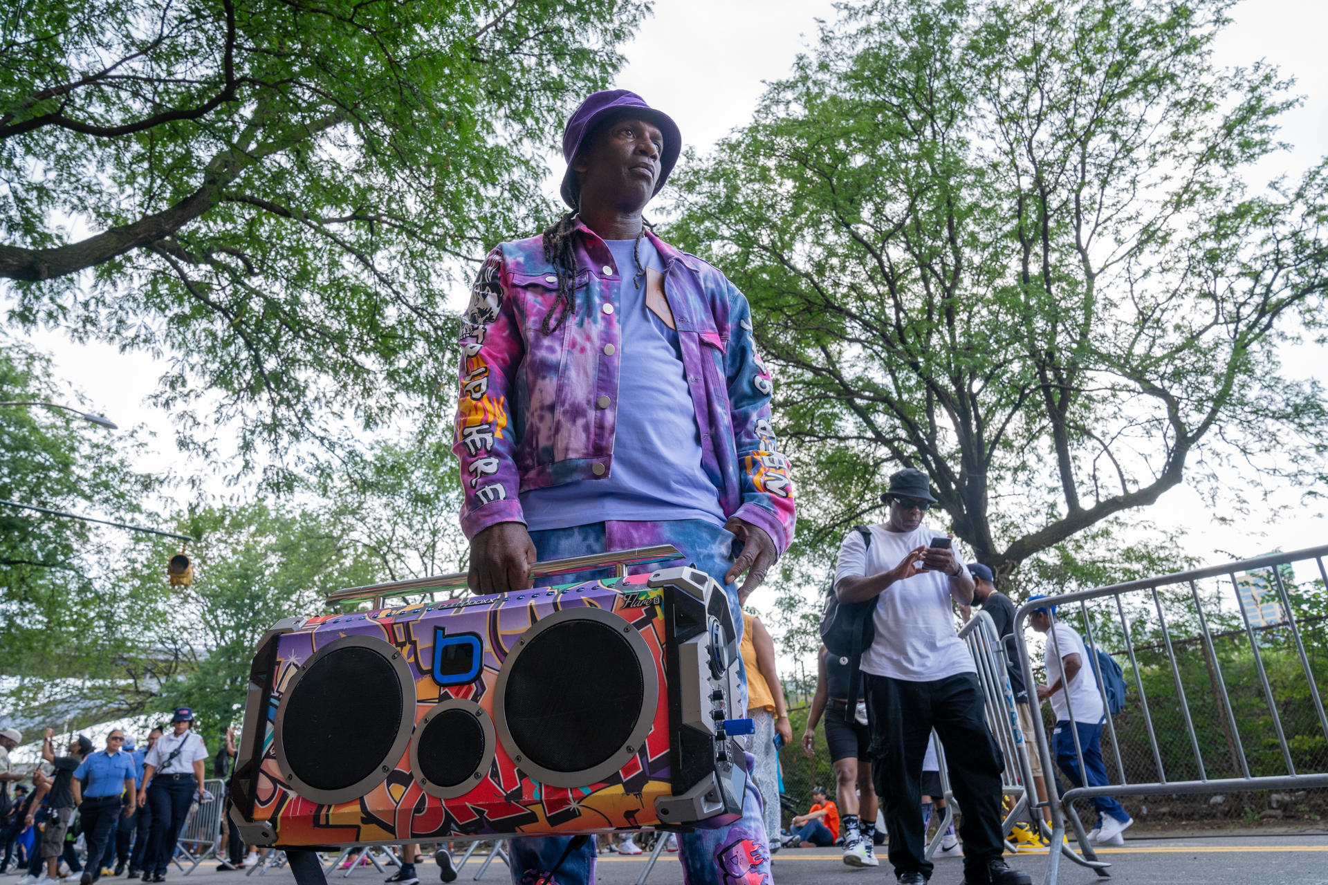Orgullo de barrio en El Bronx de Nueva York por el 50 aniversario de la cultura hiphop