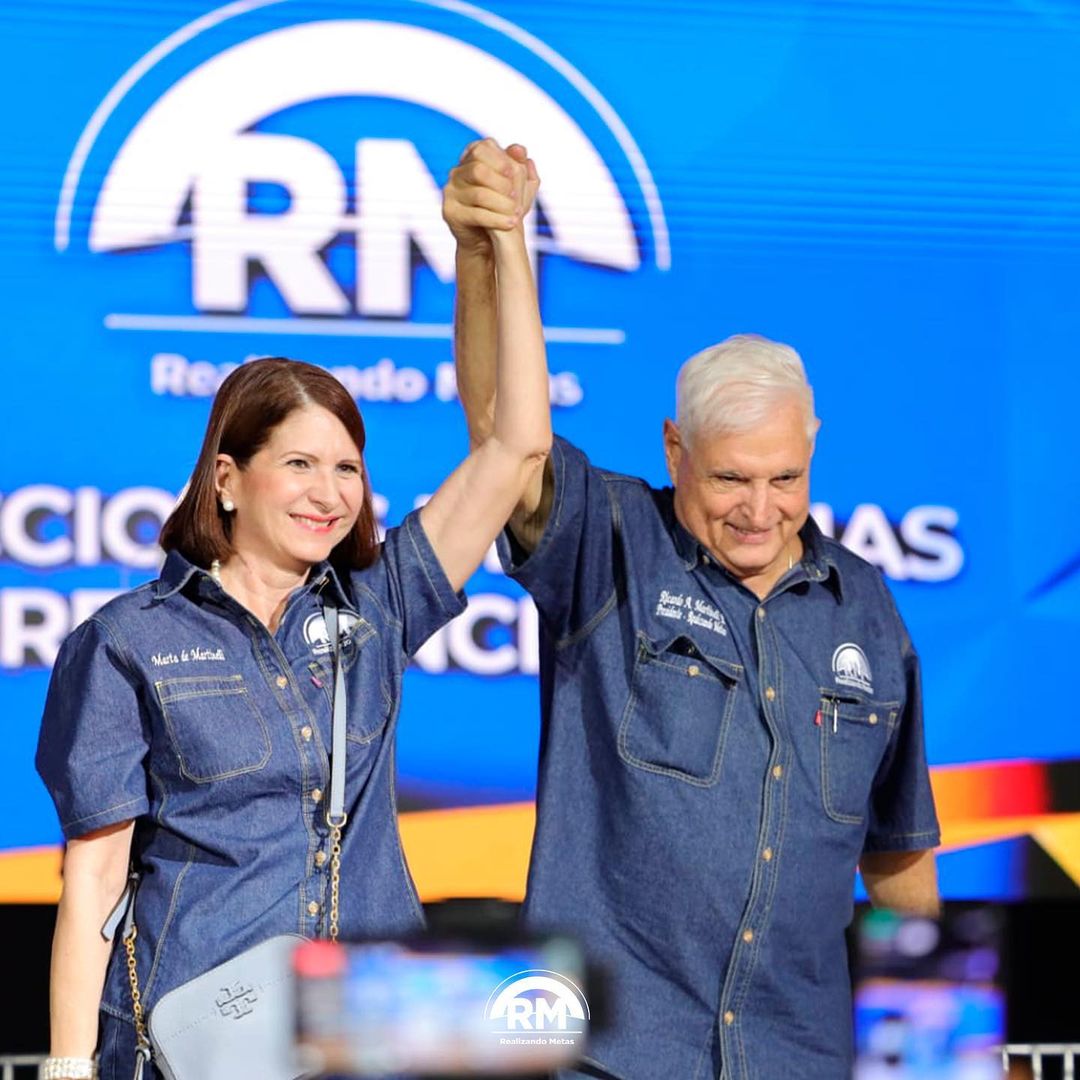 Martinelli escogió a su esposa como su compañera de fórmula a la Presidencia de la República