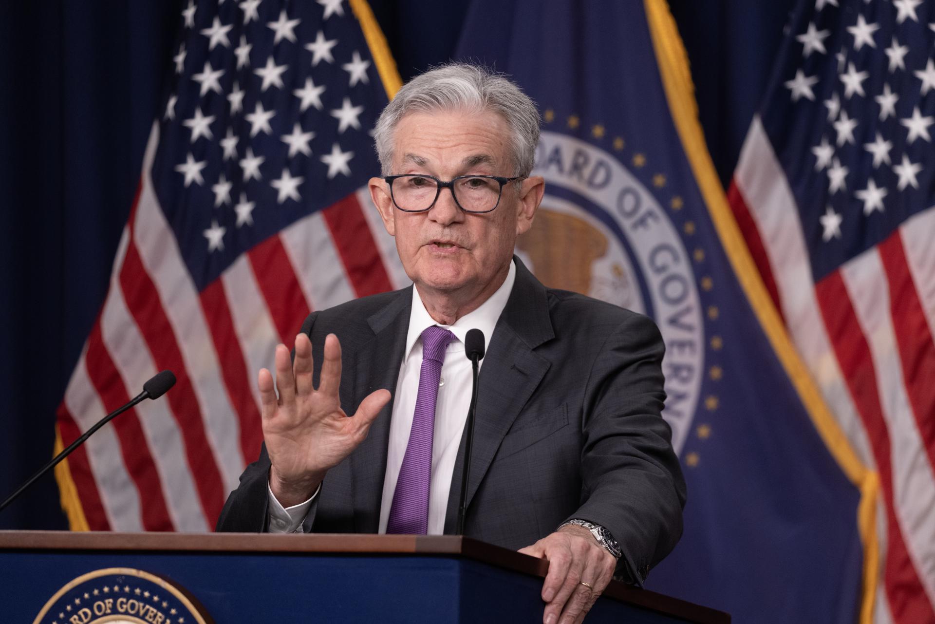 La Fed ve que el crecimiento salarial se desacelerará "ampliamente" en EE.UU.