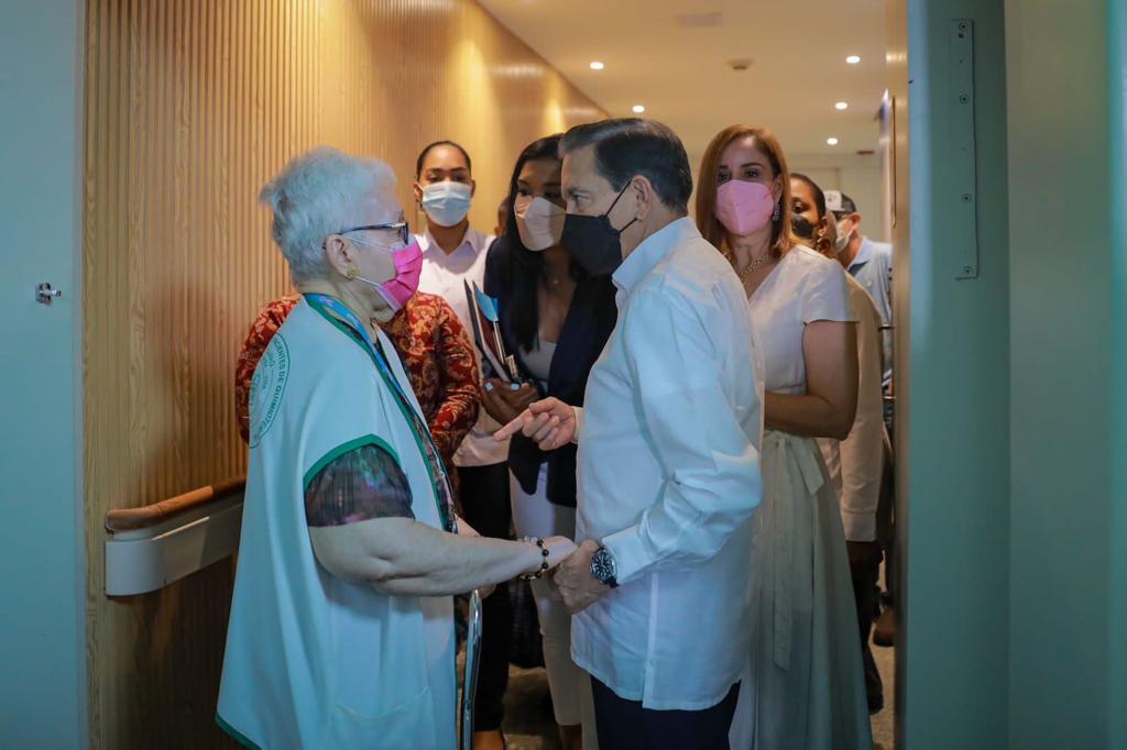 Presidente Cortizo inauguró moderno equipo de Radioterapia en el Instituto Oncológico Nacional