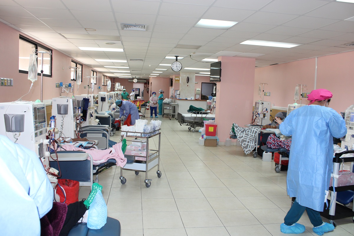 Abren nuevo turno en el Hospital Susana Jones para atender pacientes de hemodiálisis del Complejo