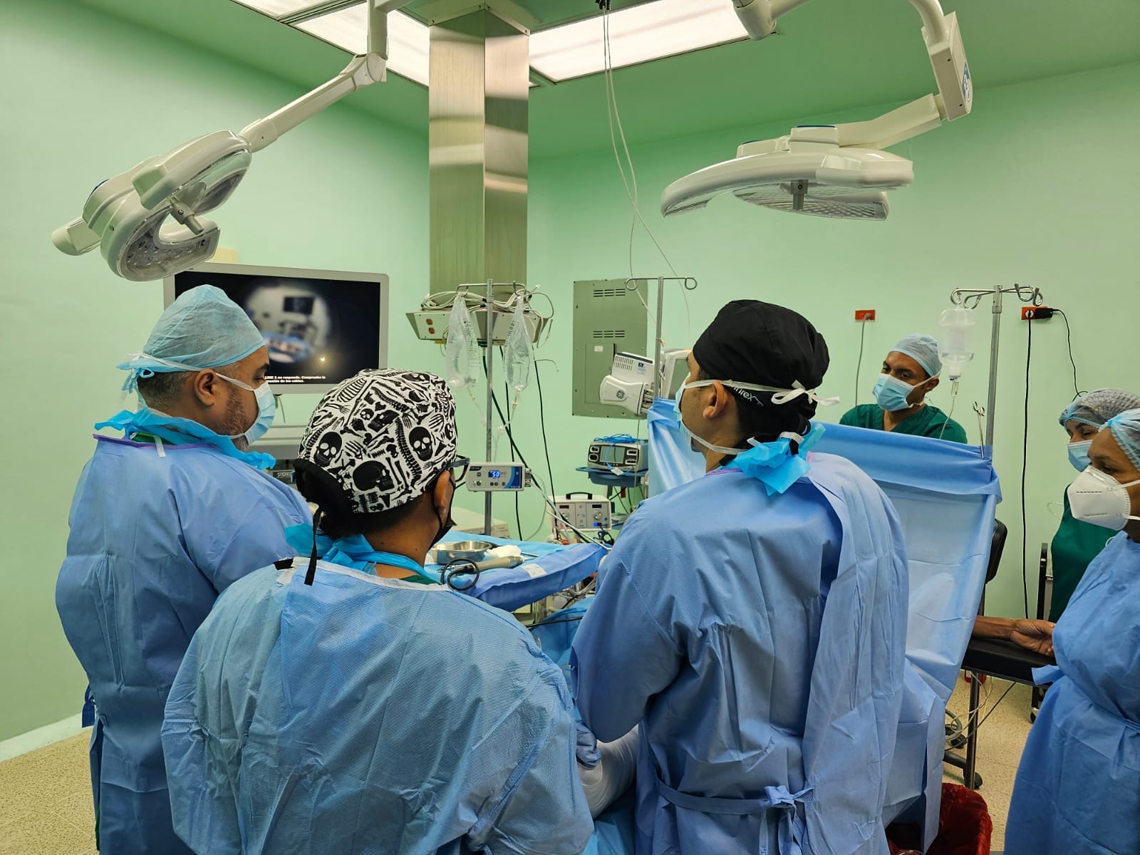 Primera artroscopia de rodilla se realiza en Los Santos