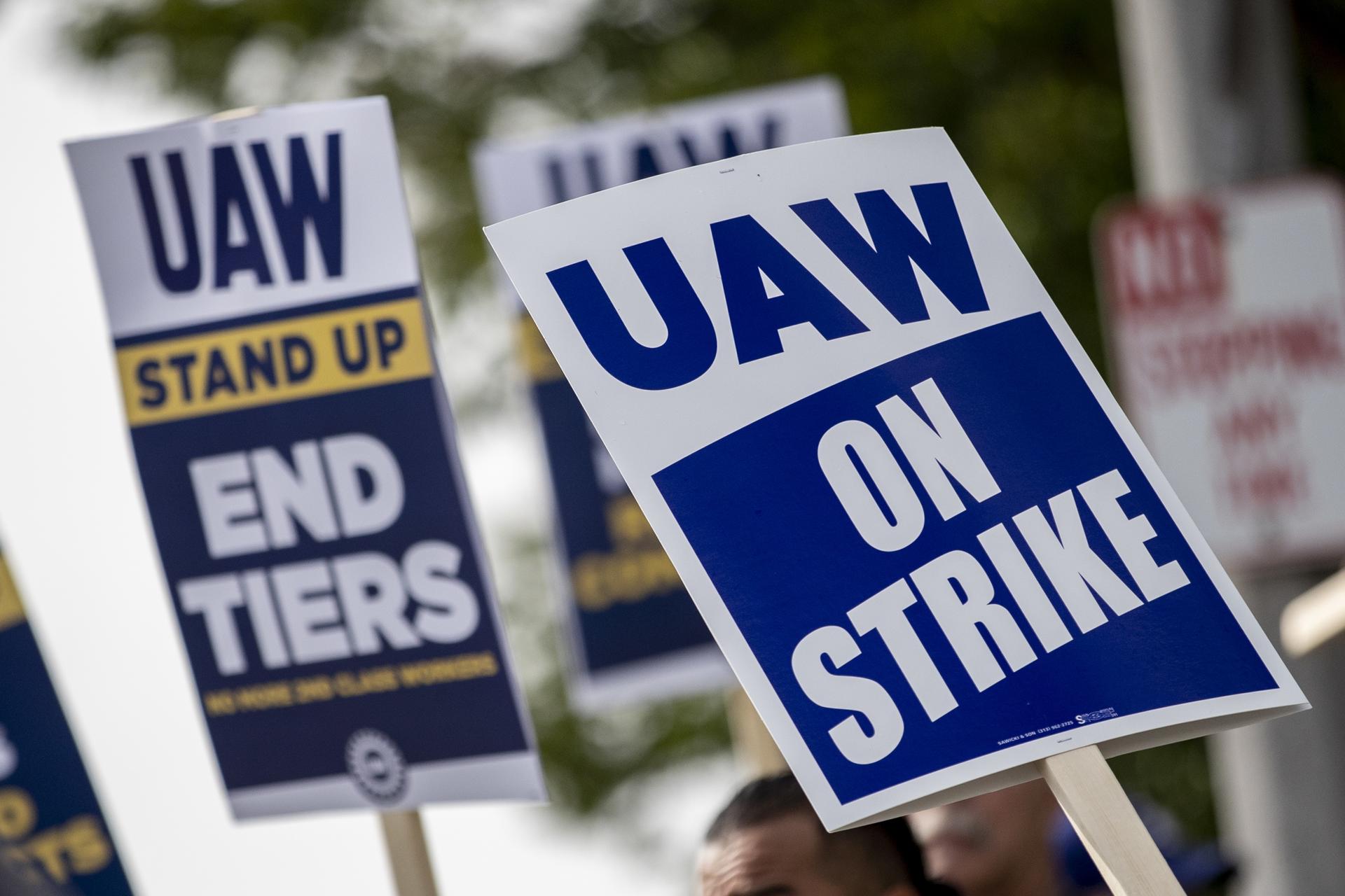 El sector de la automoción de EE.UU. se enfrenta a otra fecha límite del sindicato UAW