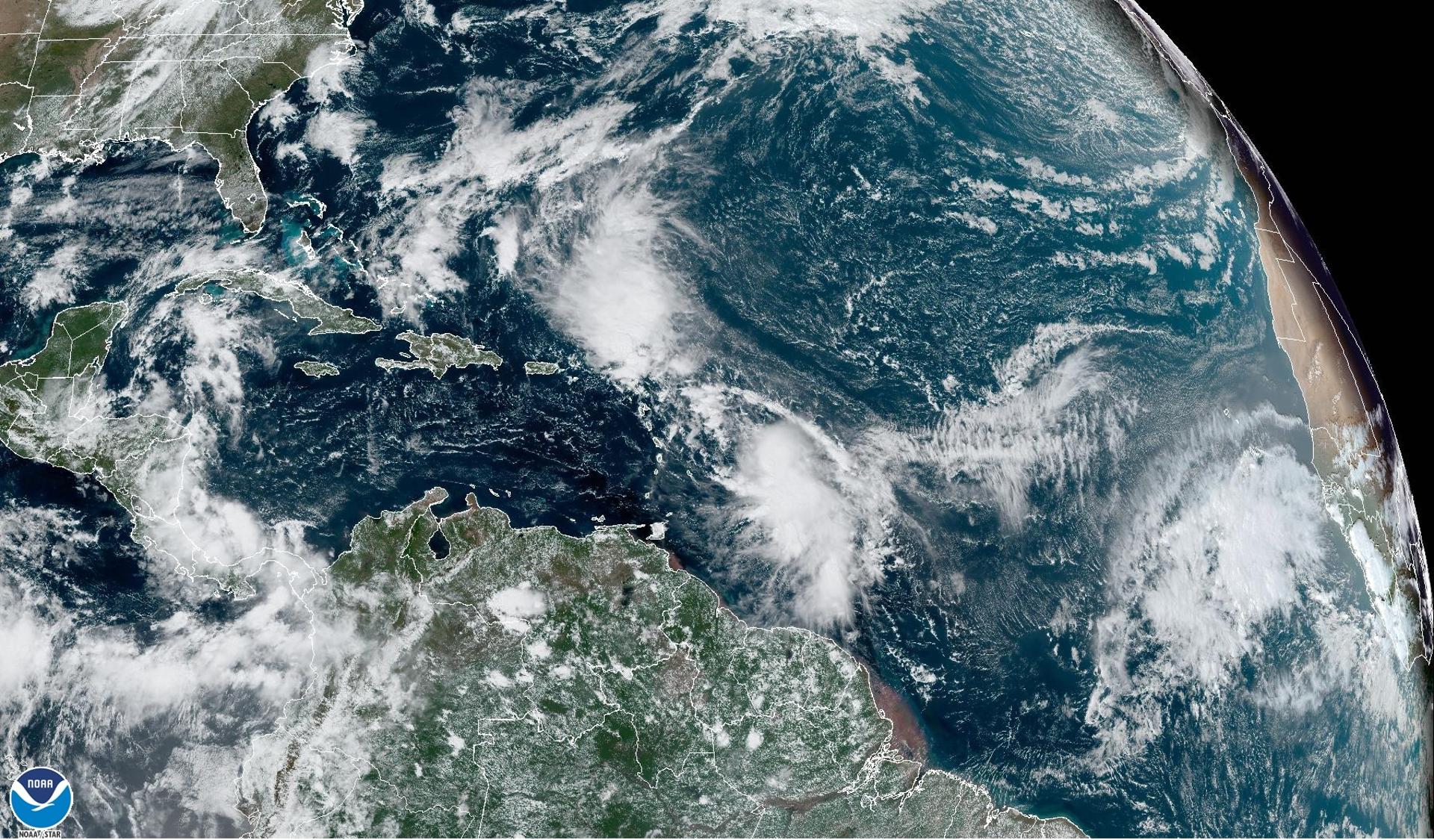 Tammy se fortalece y amenaza con vientos huracanados y lluvias a islas caribeñas