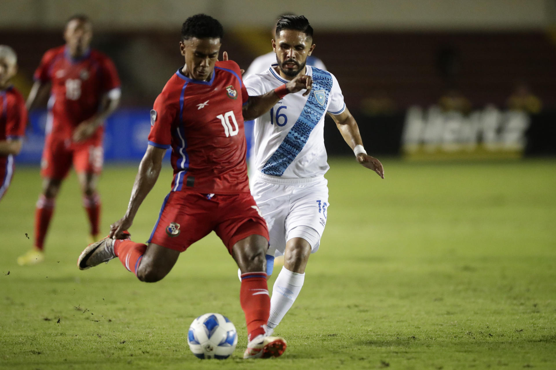 3-0. Panamá goleó a Guatemala y se clasificó primero a los cuartos de la Liga de Naciones
