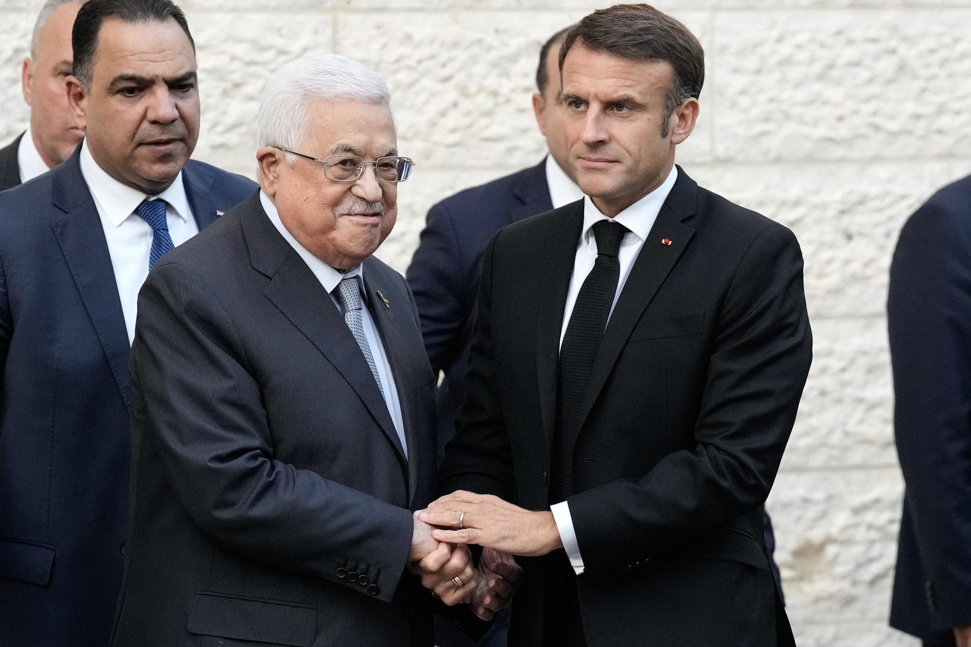 Macron dijo que un buque francés zarpará en 48 horas para apoyar a hospitales de Gaza