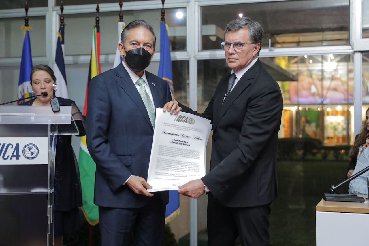 Cortizo recibió reconocimiento de ministros de Agricultura de las Américas por contribución a seguridad alimentaria