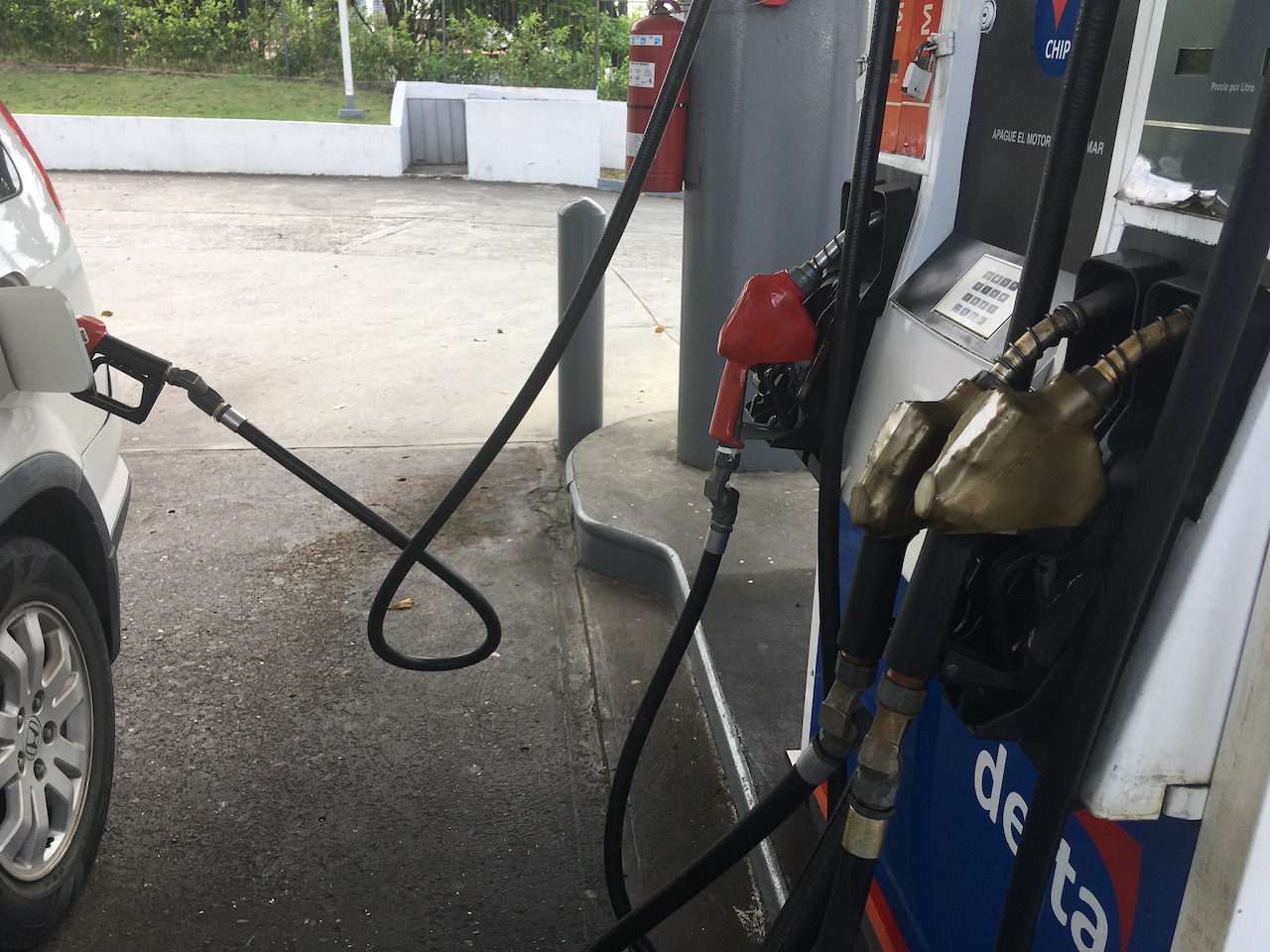 Gobierno trasladó gasolina de 91 octanos y diésel de Costa Rica para abastecer Chiriquí