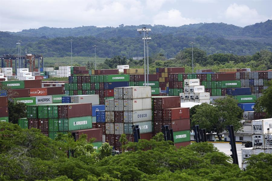 Valor de exportaciones de bienes de Latinoamérica caerá un 2% en 2023, según Cepal