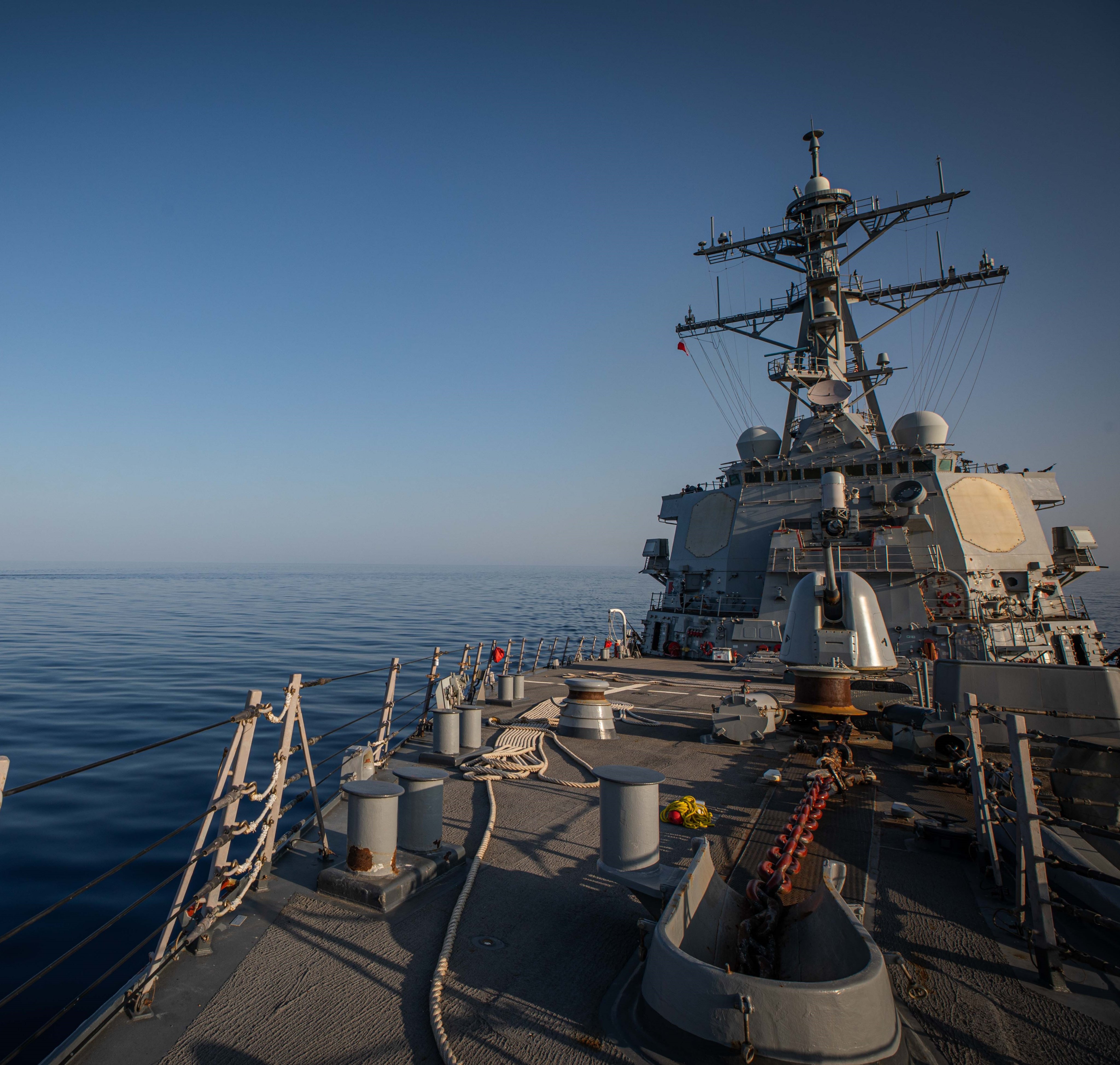 EE.UU., derribó 14 aviones no tripulados hutí en el Mar Rojo 
