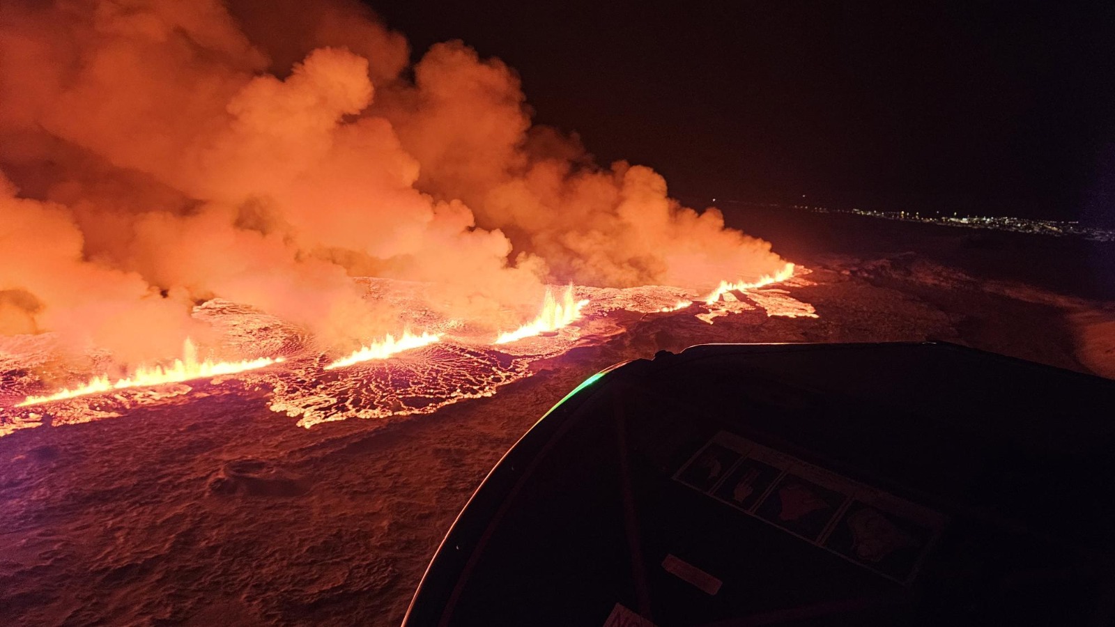 Disminuye actividad del volcán en Islandia