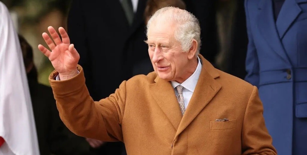 El rey Carlos III se recupera tras ser operado de la próstata 
