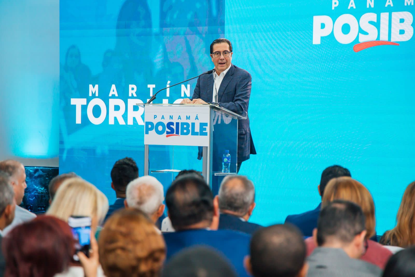 Panamá Posible entregó 100 propuestas de trabajo a Martín Torrijos