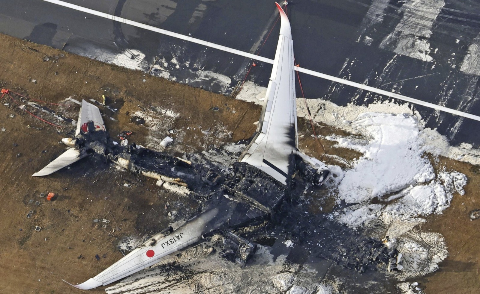 Error humano, pudo provocar choque de aviones en Tokio