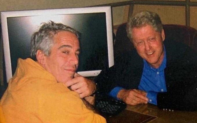 Clinton aparece en documentos tráfico sexual