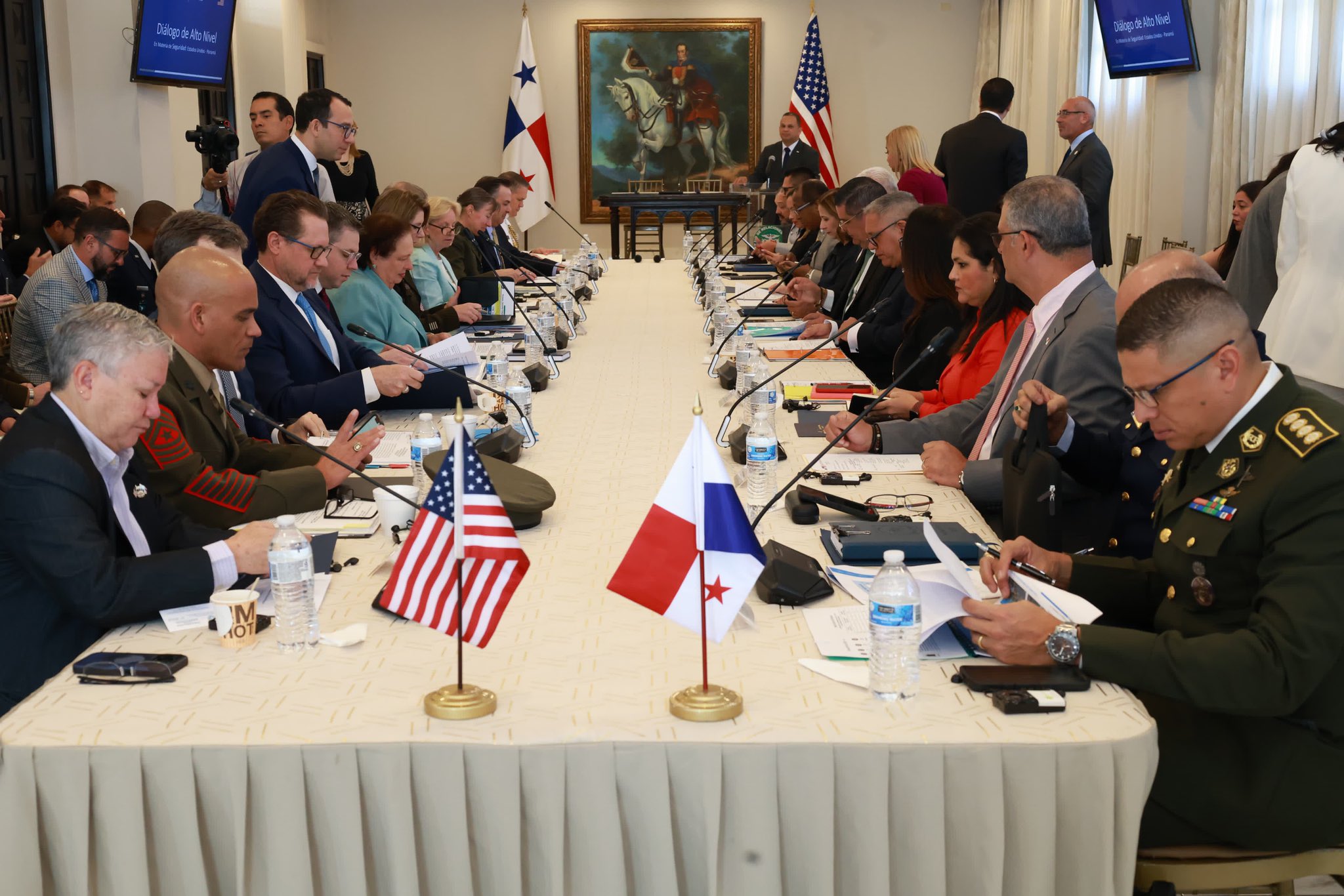 Panamá y EE UU sostienen diálogo de alto nivel sobre seguridad fronteriza 