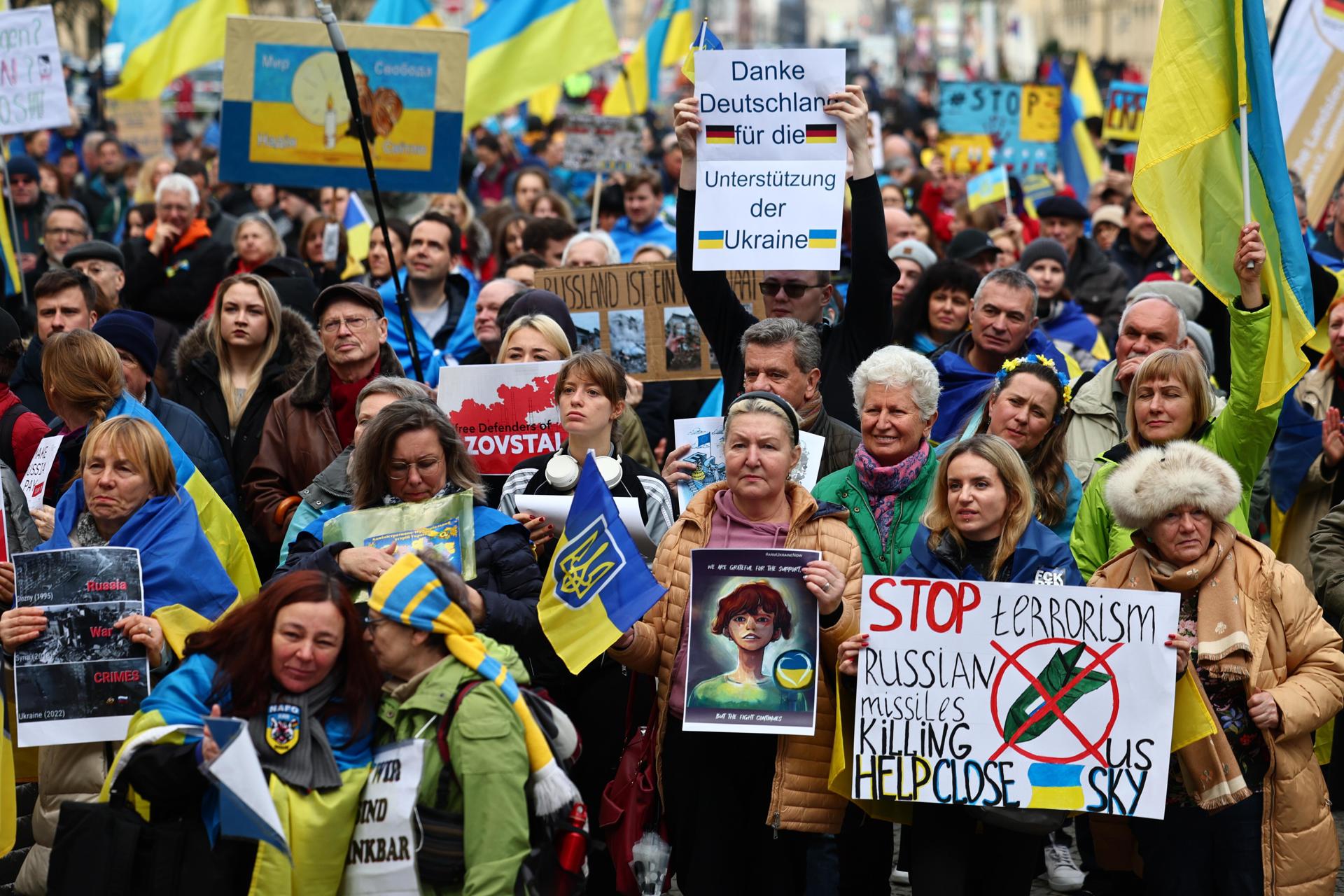 Protestas a favor de Ucrania y Gaza en conferencia de seguridad en Múnich