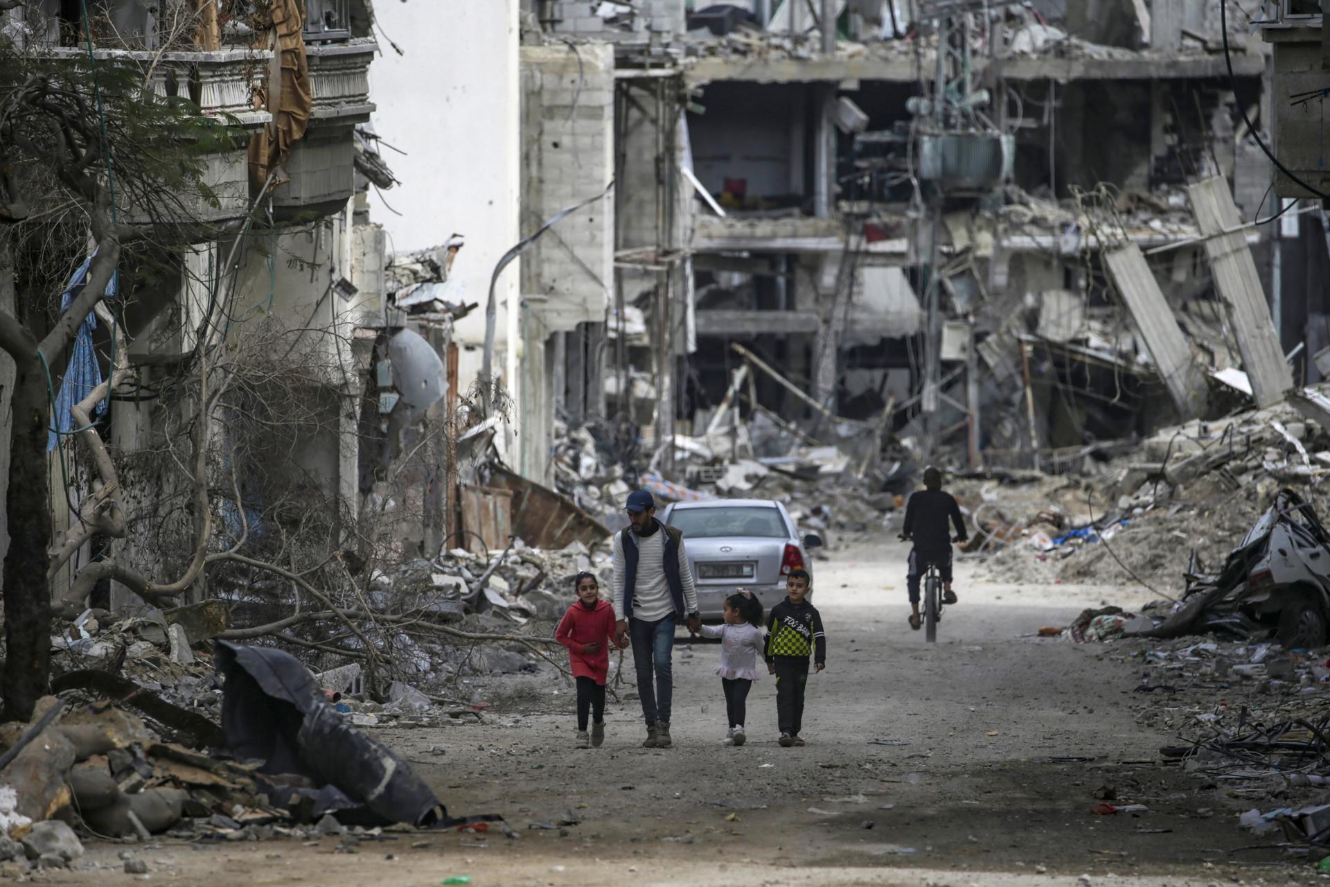 Amnistía Internacional pide investigar posibles crímenes de guerra en bombardeos en Gaza