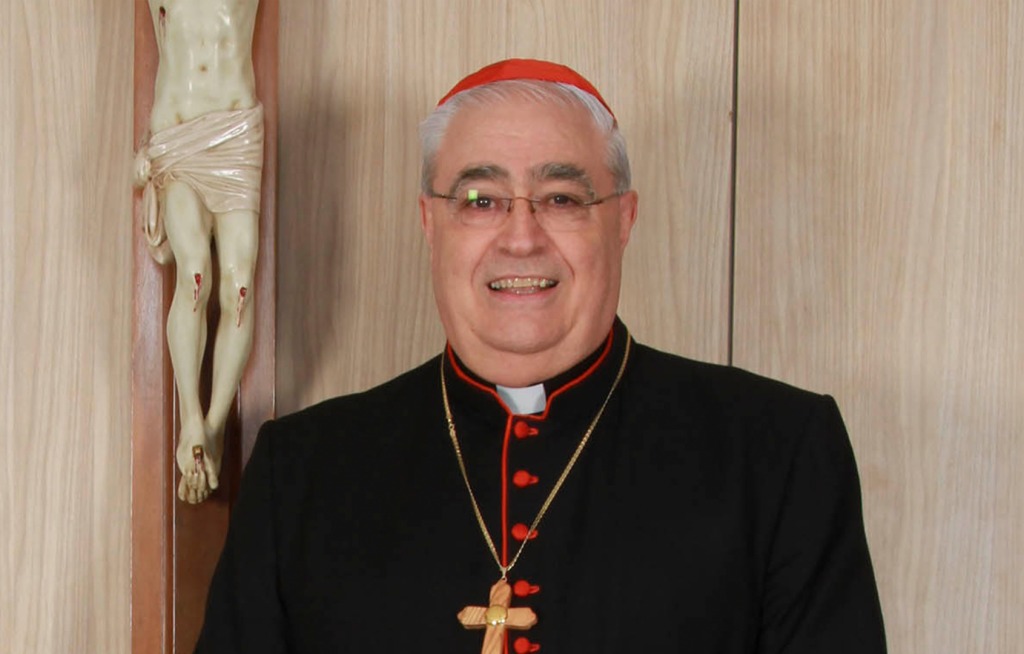 El papa acepta renuncia del cardenal Lacunza