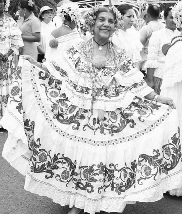 Fallece Chavelita Pinzón, gran promotora del folklore panameño