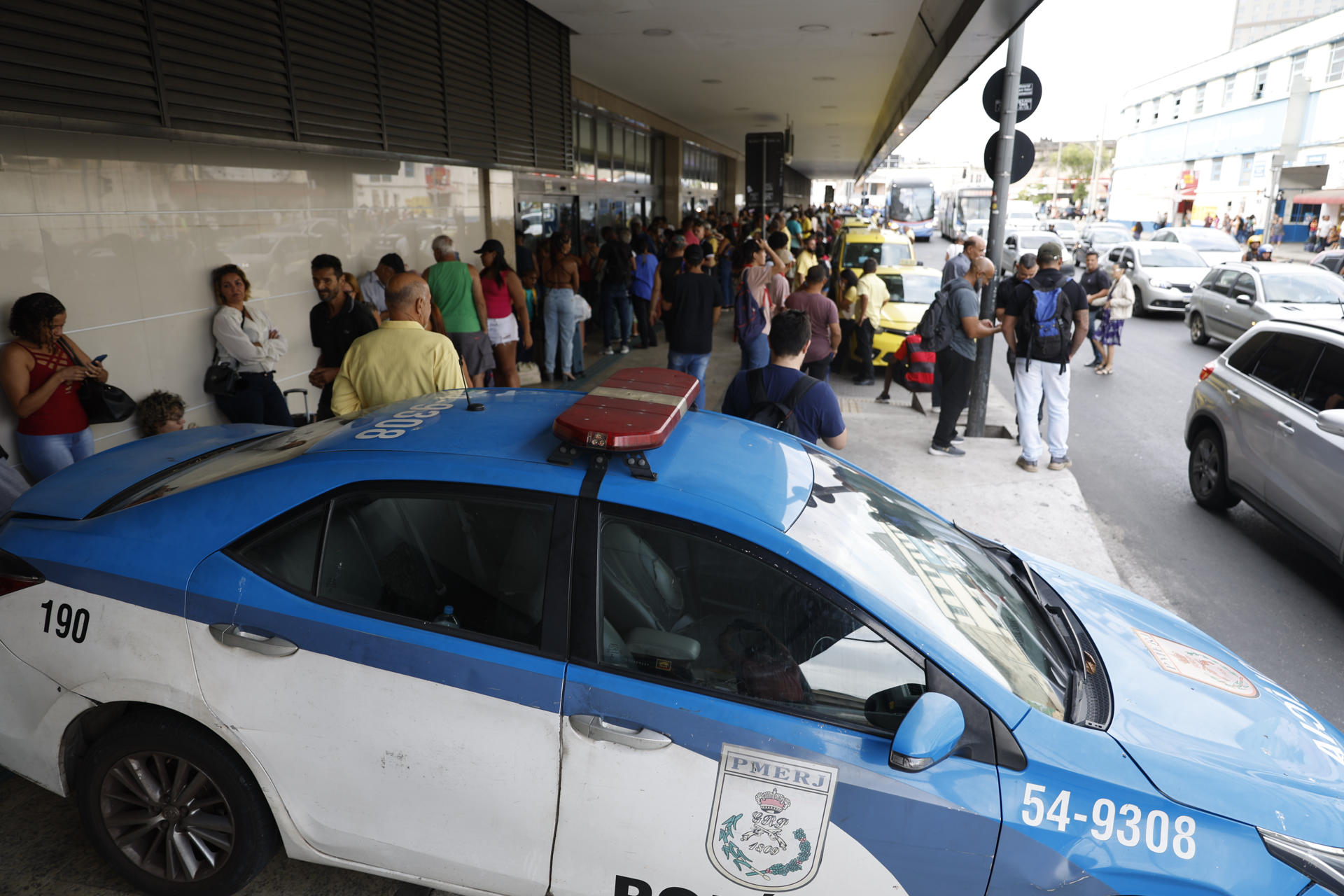 Secuestrador de autobús en Río de Janeiro se entregó a la policía