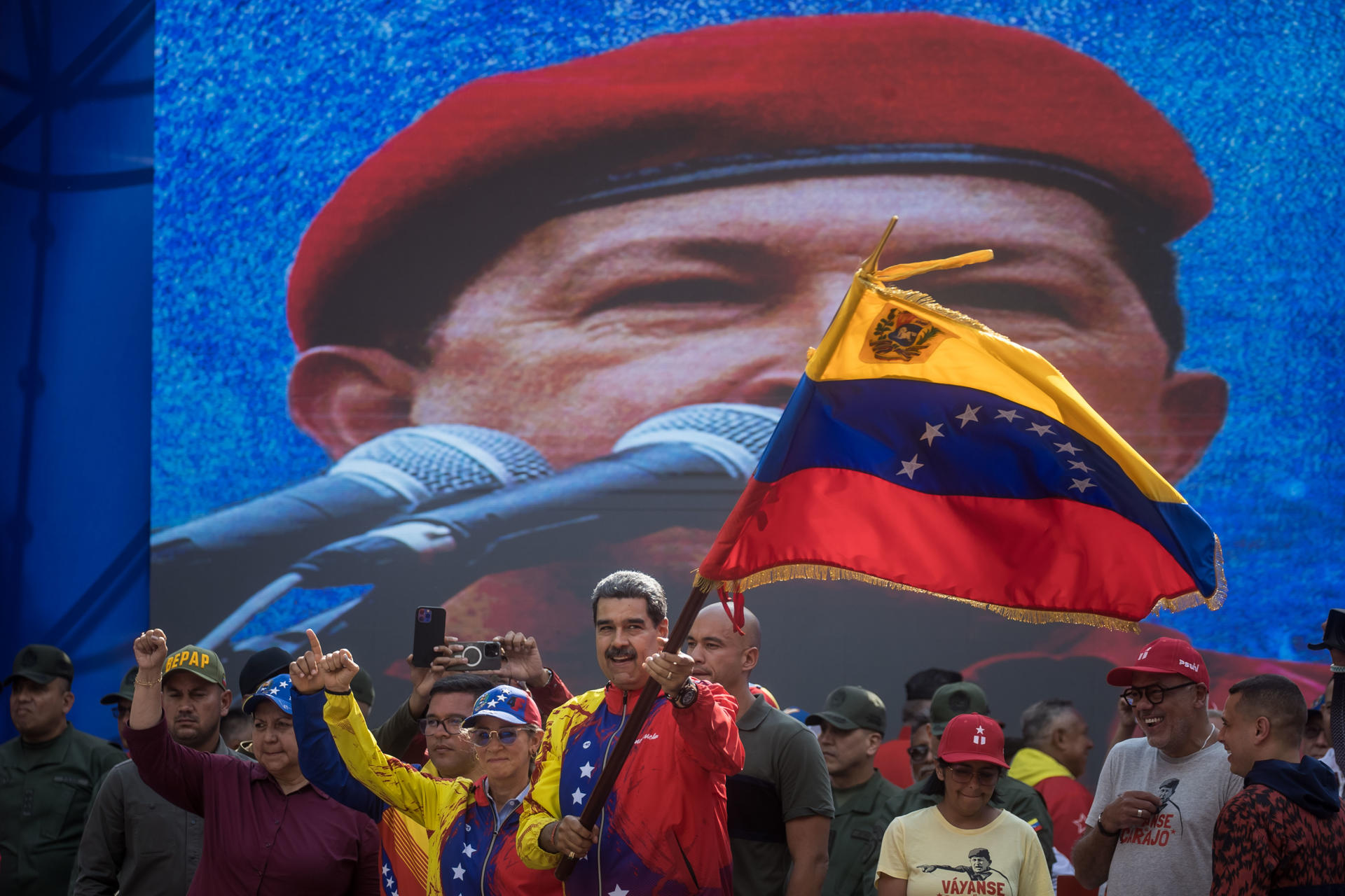 Postulan oficialmente al dictador Maduro como candidato presidencial