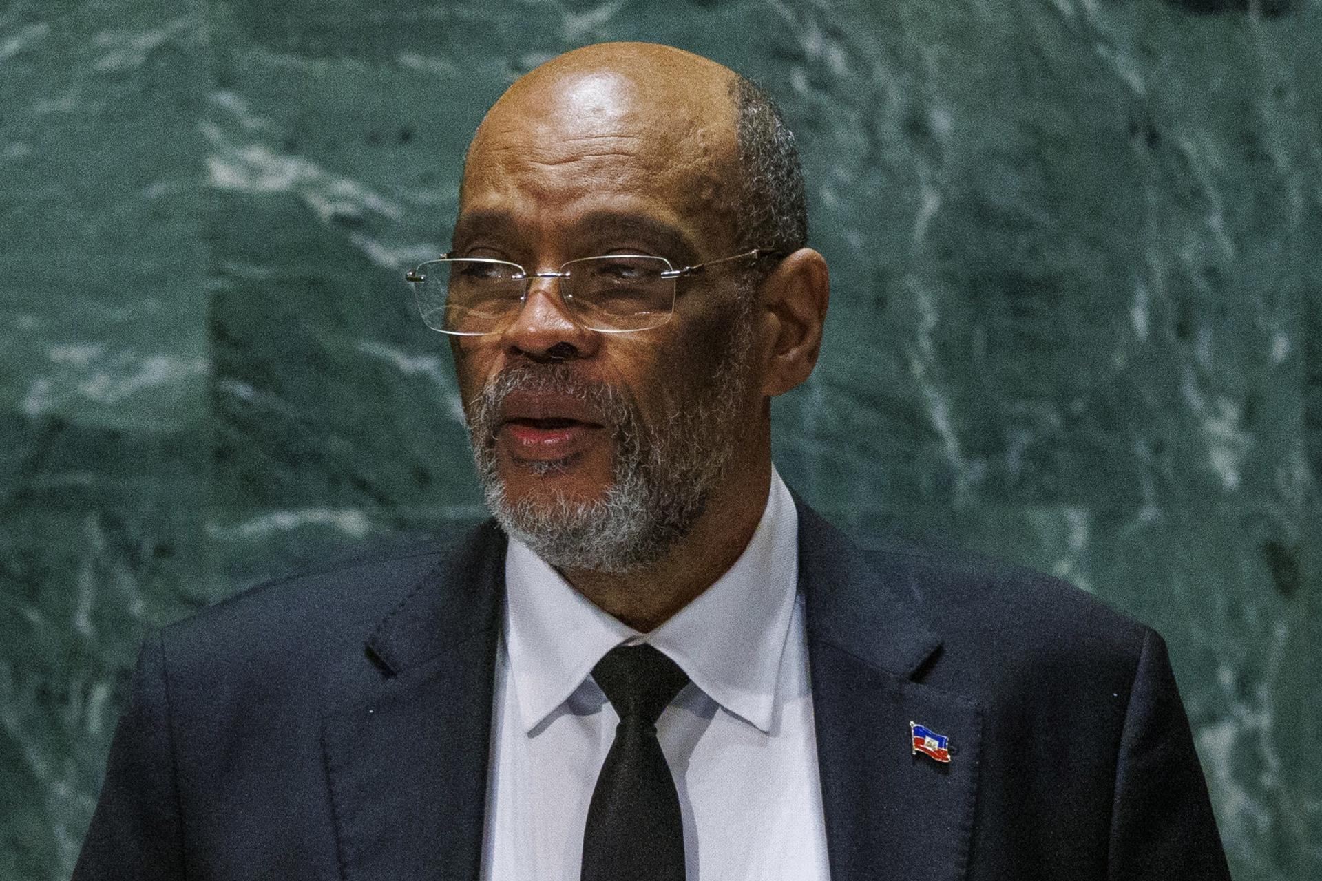 Impiden aterrizar en Haití al primer ministro Ariel Henr
