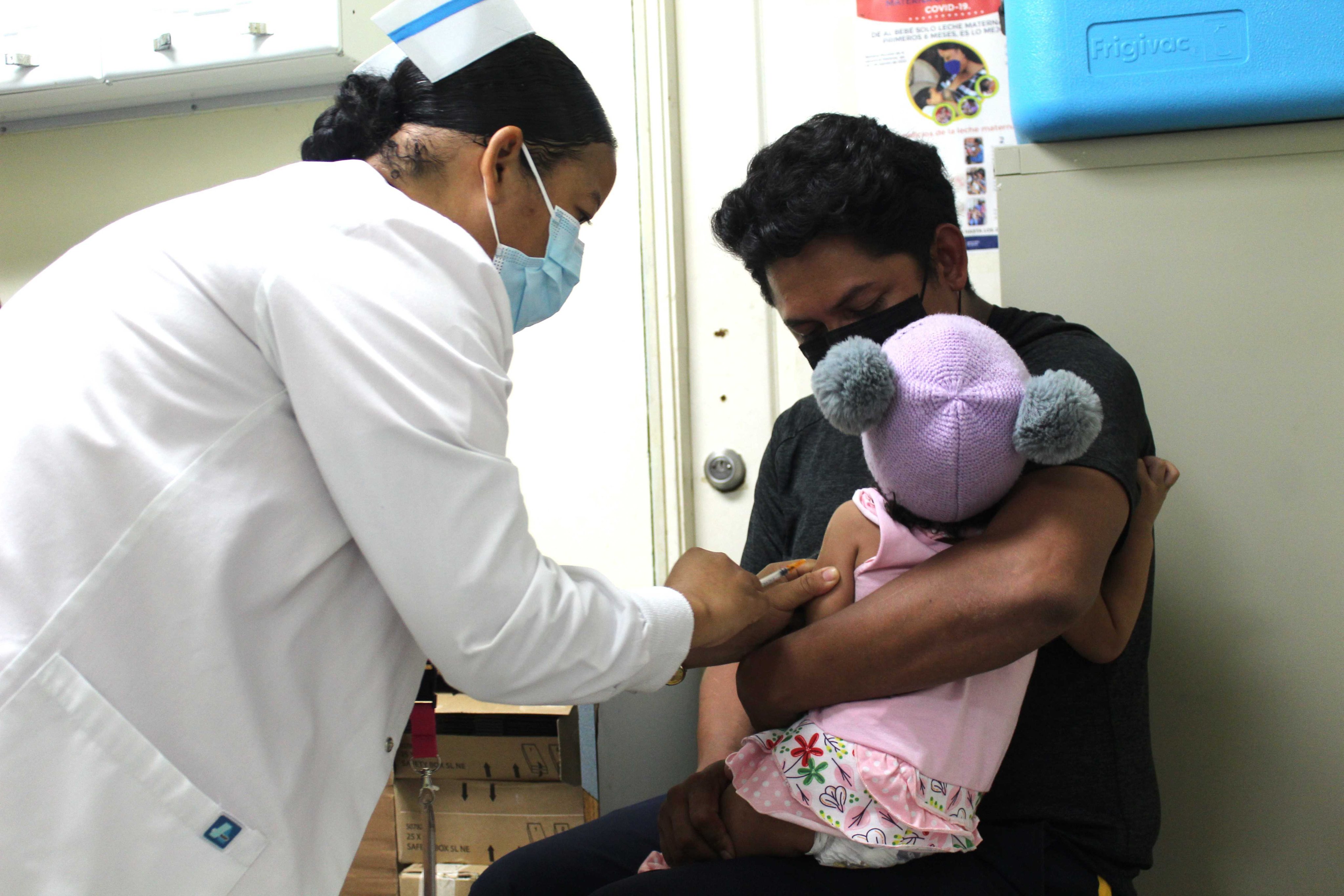 Baja tasa de vacunación contra el sarampión en niños de dos a tres años