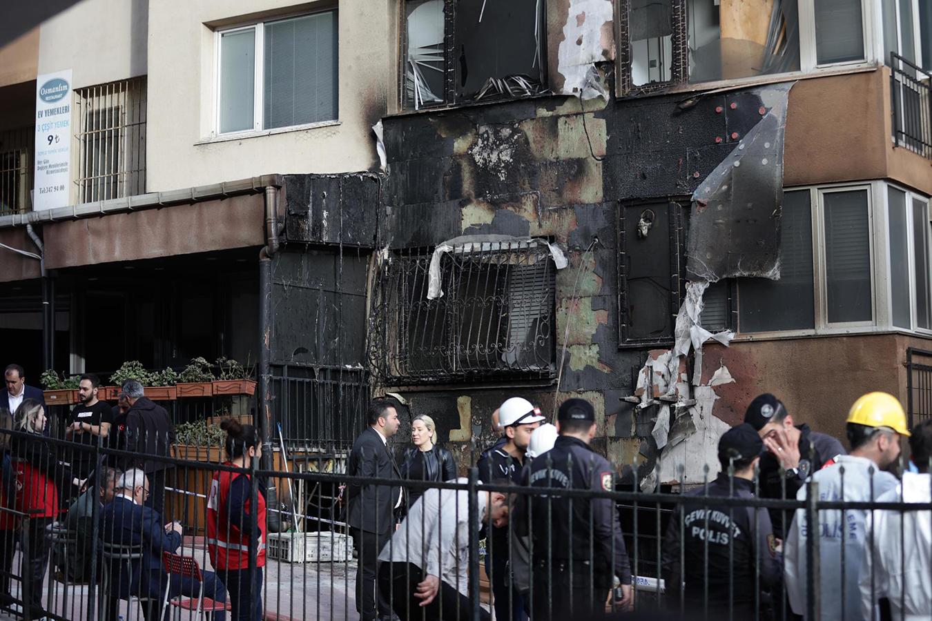 Incendio en discoteca de Estambul deja al menos 29 muertos