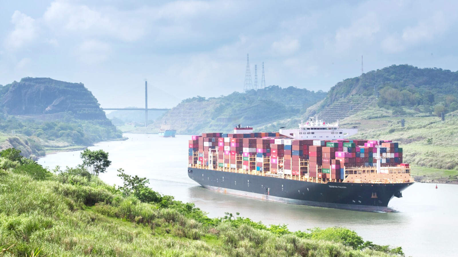 El tránsito por el Canal “ha mejorado”, reconoce responsable de la UNCTAD de visita en Panamá