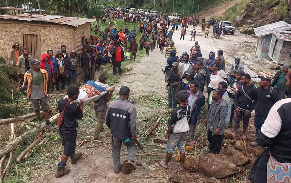 Sin esperanzas de hallar supervivientes tras avalancha en Papúa Nueva Guinea