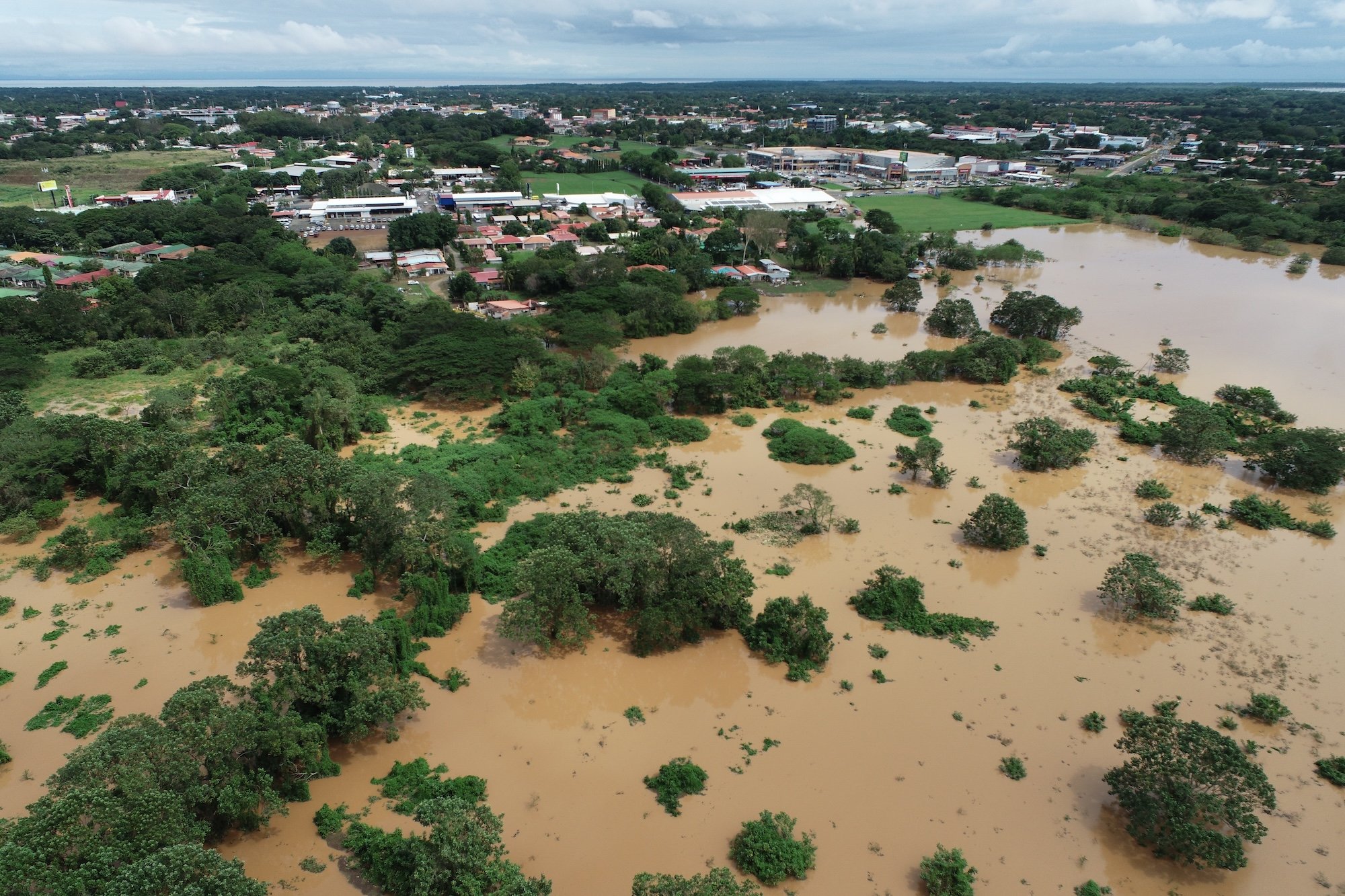 Estudio plantea un inminente riesgo de inundación del Río La Villa