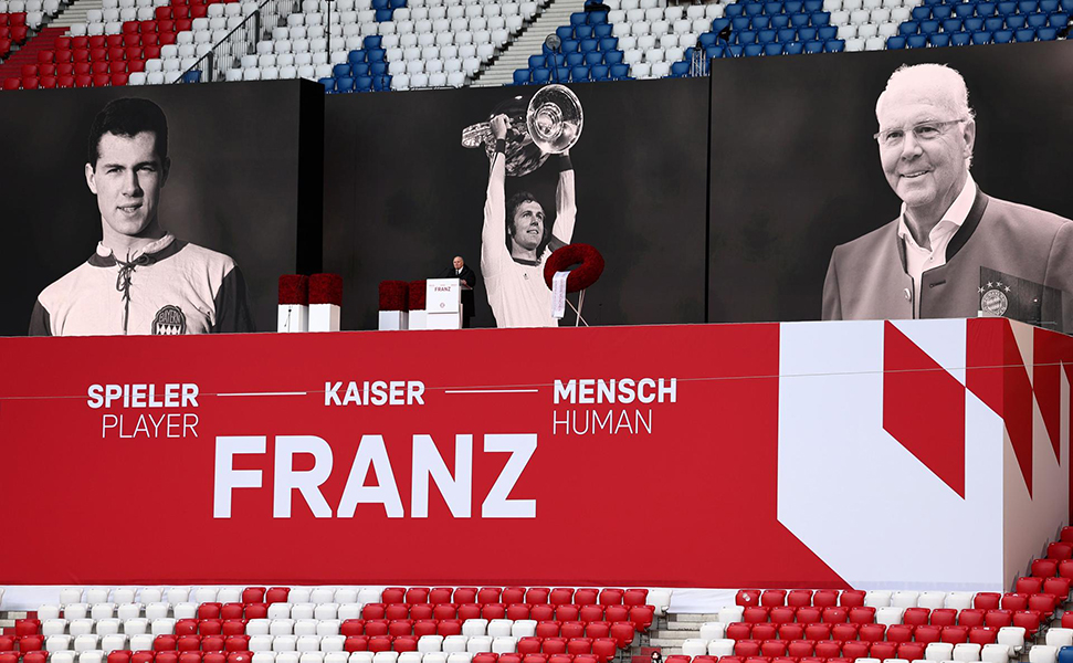 Aura de Beckenbauer impregna la ceremonia inaugural