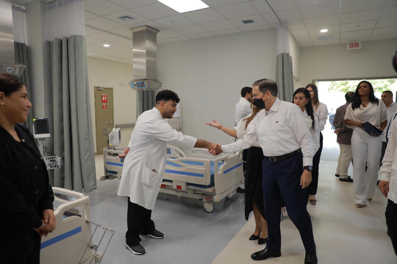 Cortizo inaugura Policlínica de San Antonio con inversión de $21 millones