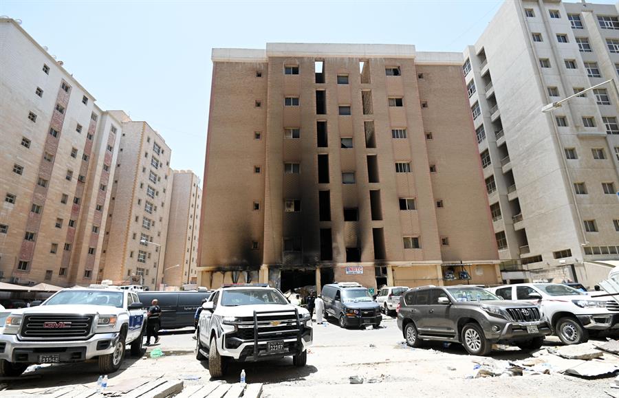 Incendio en Kuwait deja 49 muertos