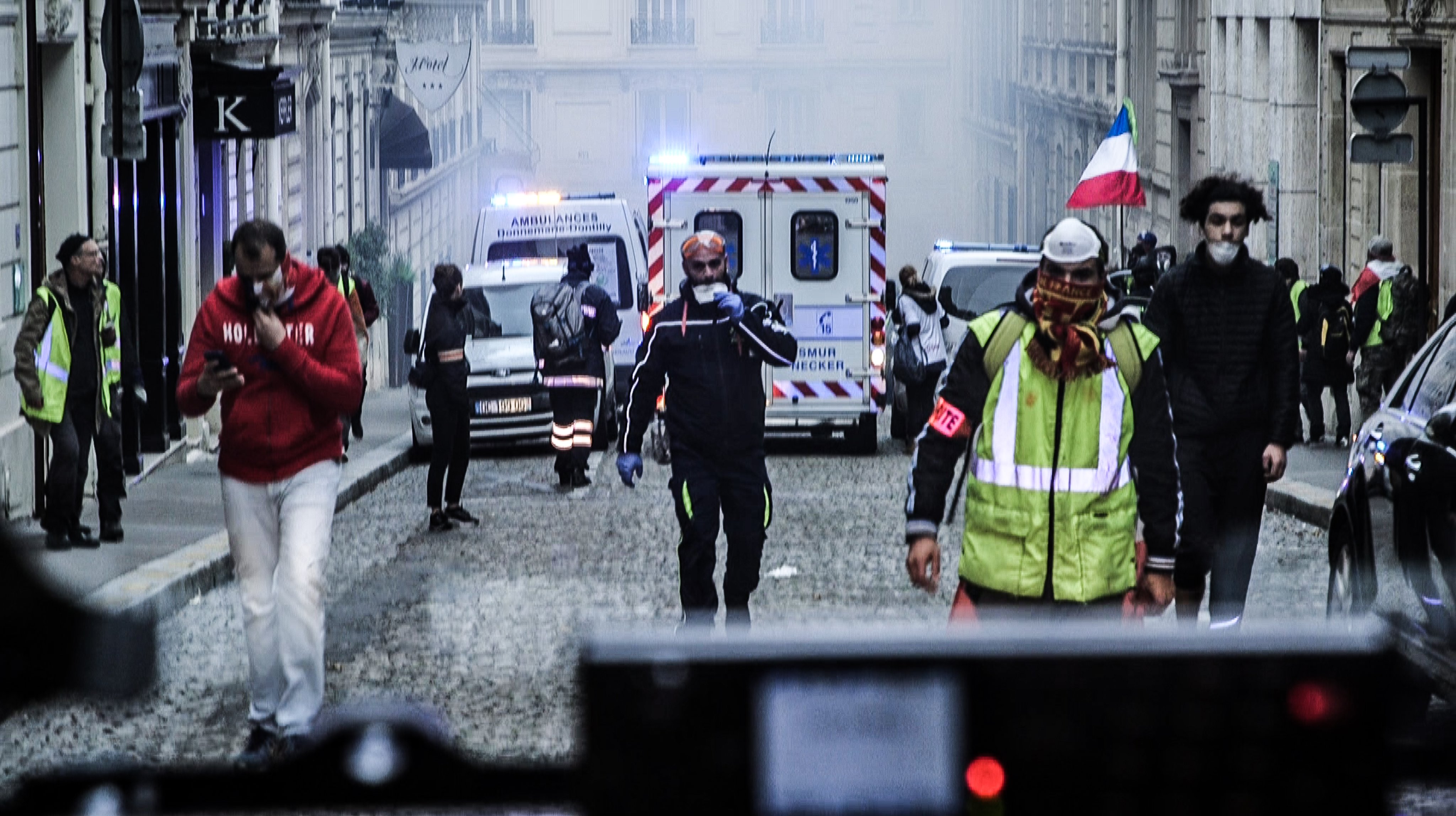 Atentado terrorista en Francia al intentar degollar a un taxista
