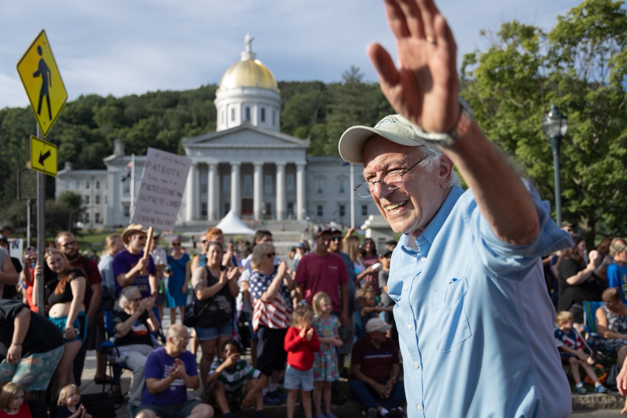 Bernie Sanders sale en defensa de Biden y asegura que hará lo que sea para que lo reelijan