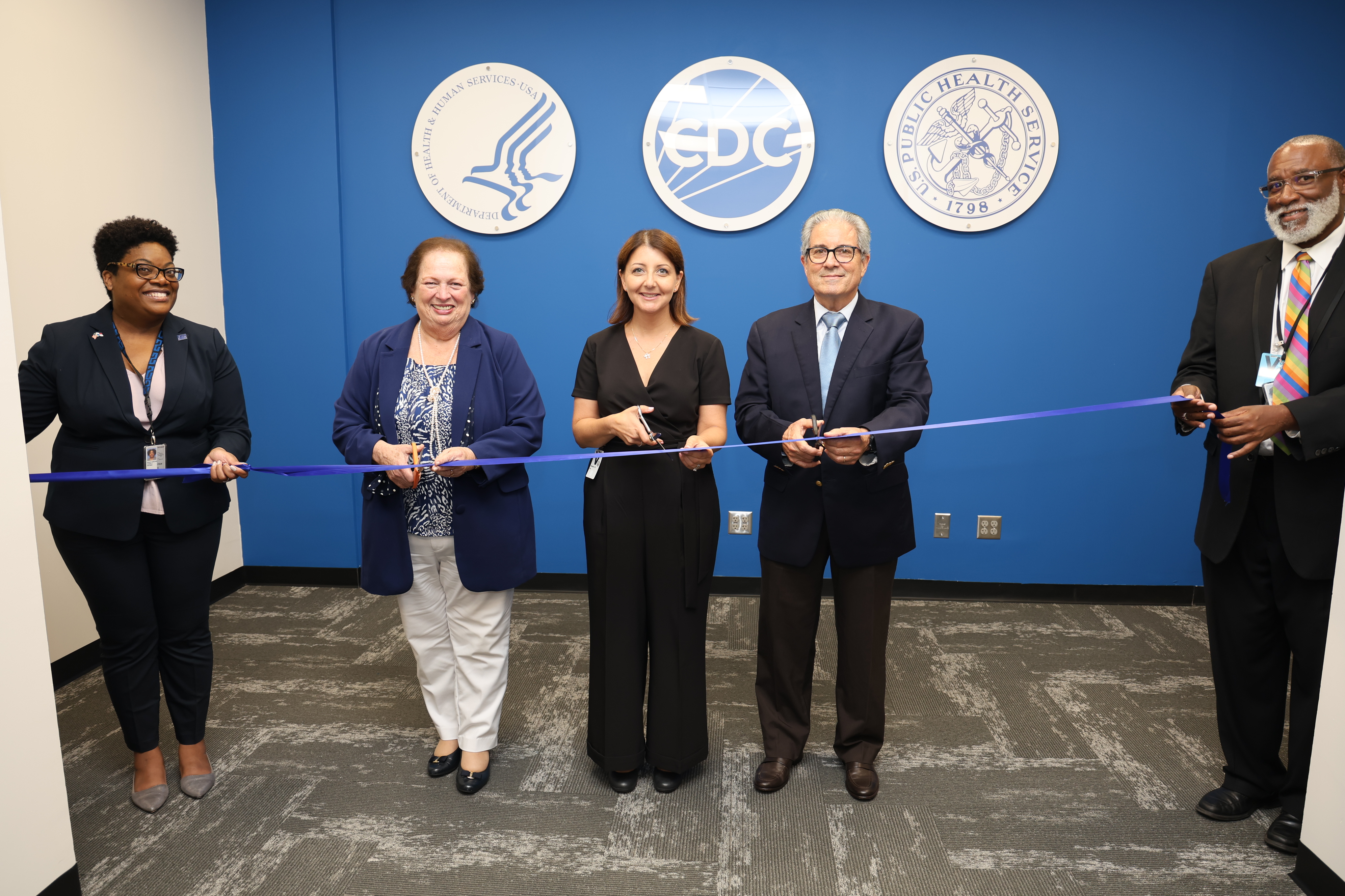 EEUU inaugura en Panamá oficina para Centroamérica de sus centros control de enfermedades