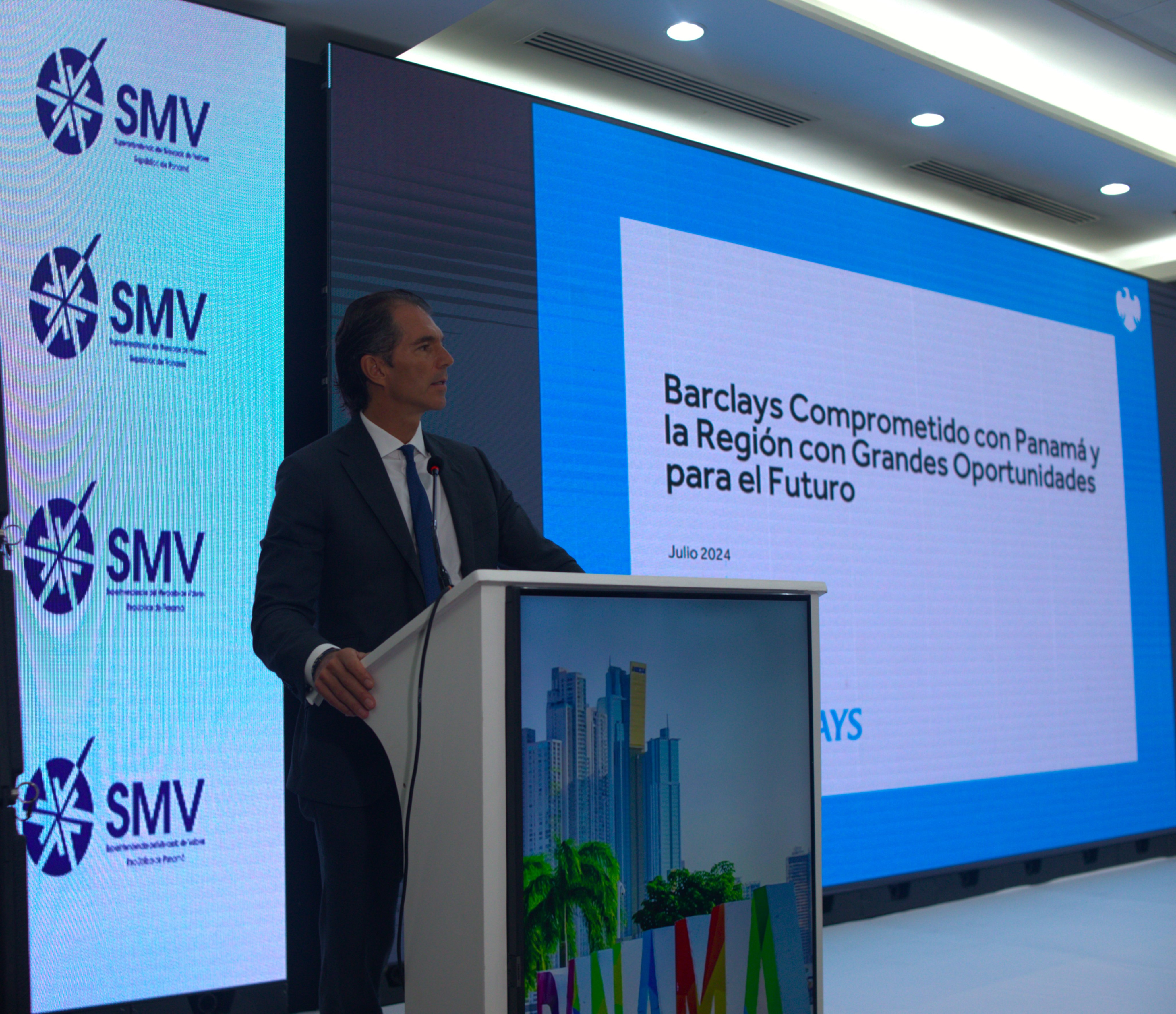 Barclays muestra interés en financiar el tren David-Panamá