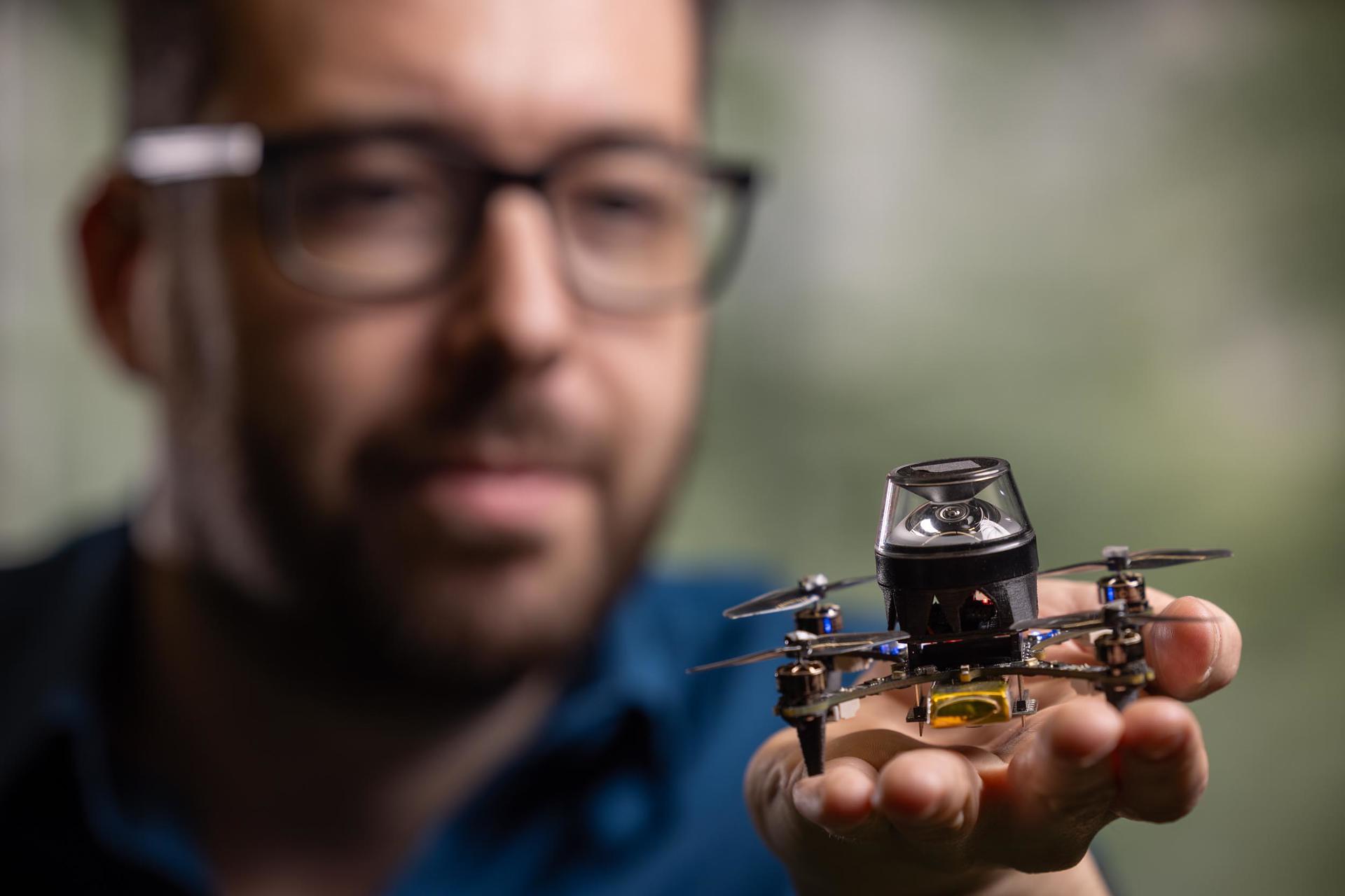 Crean minidrones inspirados en capacidad de orientación de insectos