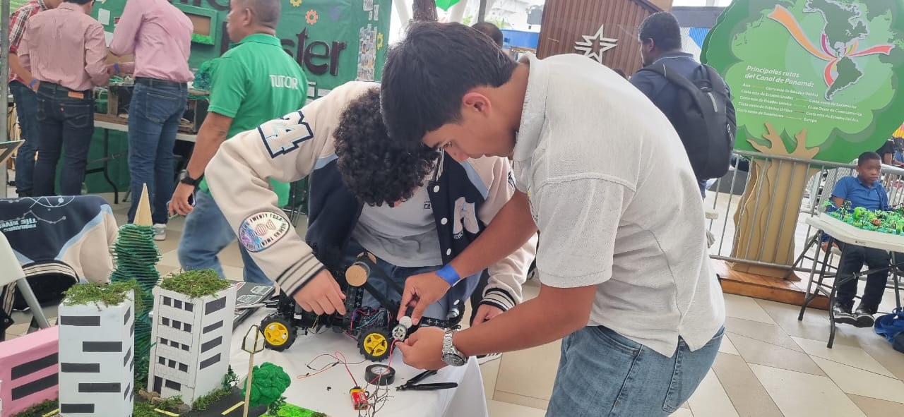 Olimpiada Nacional de Robótica se realizará en Colón