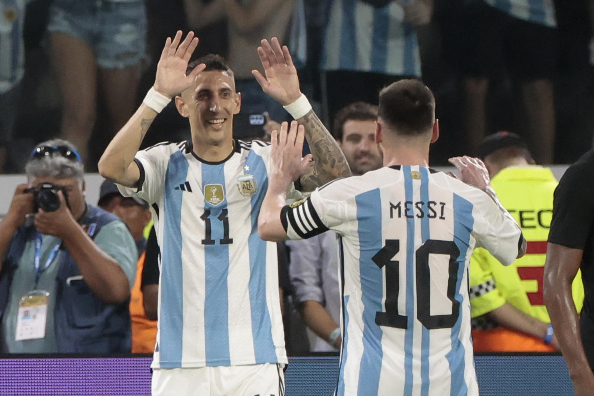 Argentina, por primera vez en 10 años jugará sin Messi y Di María